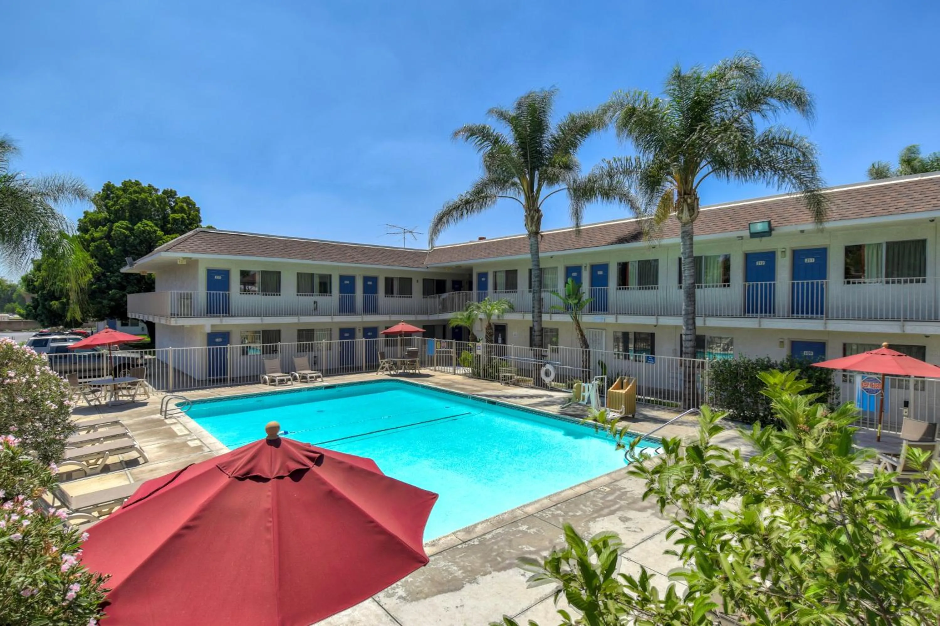 Facade/entrance in Motel 6-Jurupa Valley, CA - Riverside West