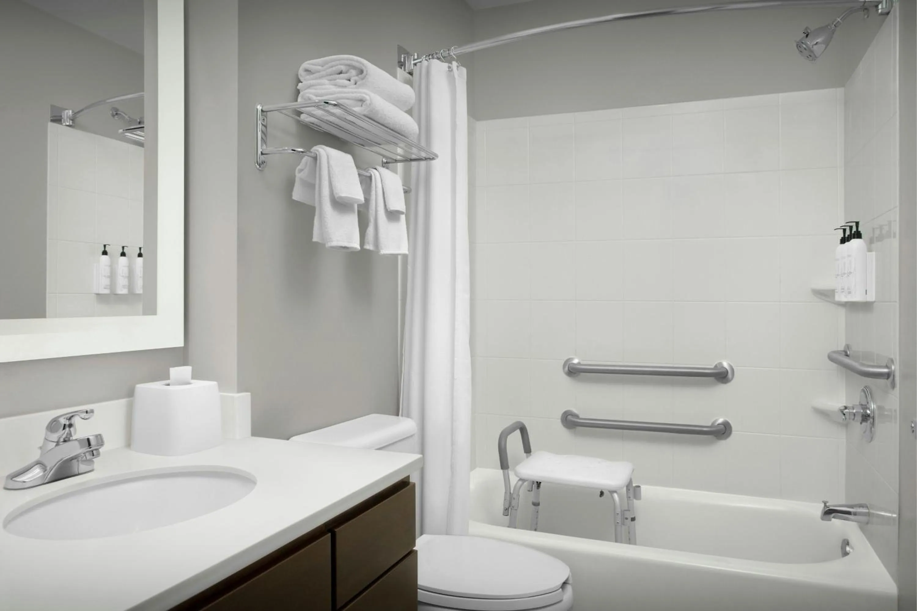 Bathroom in TownePlace Suites Pensacola