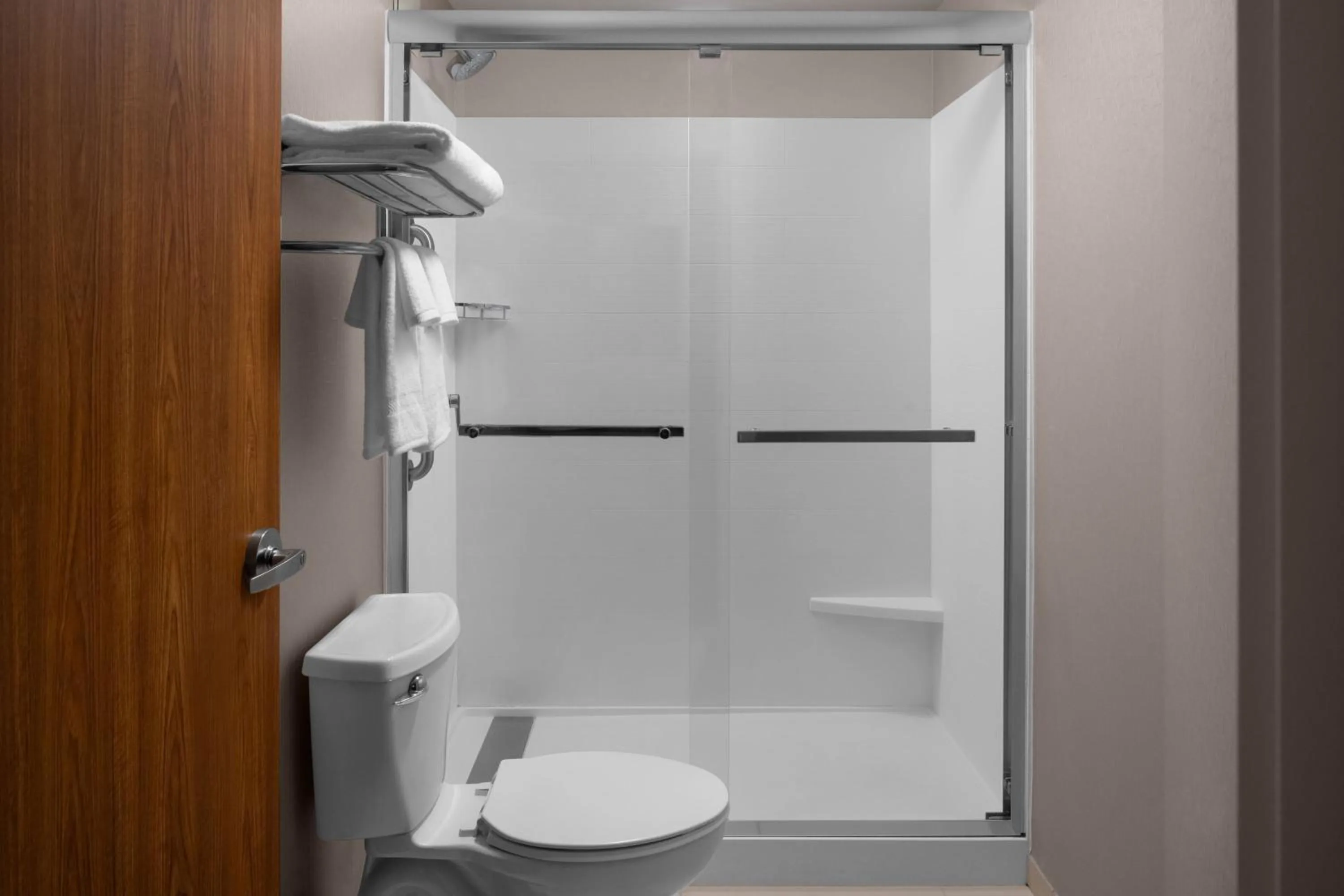 Bathroom in SpringHill Suites Pittsburgh Southside Works