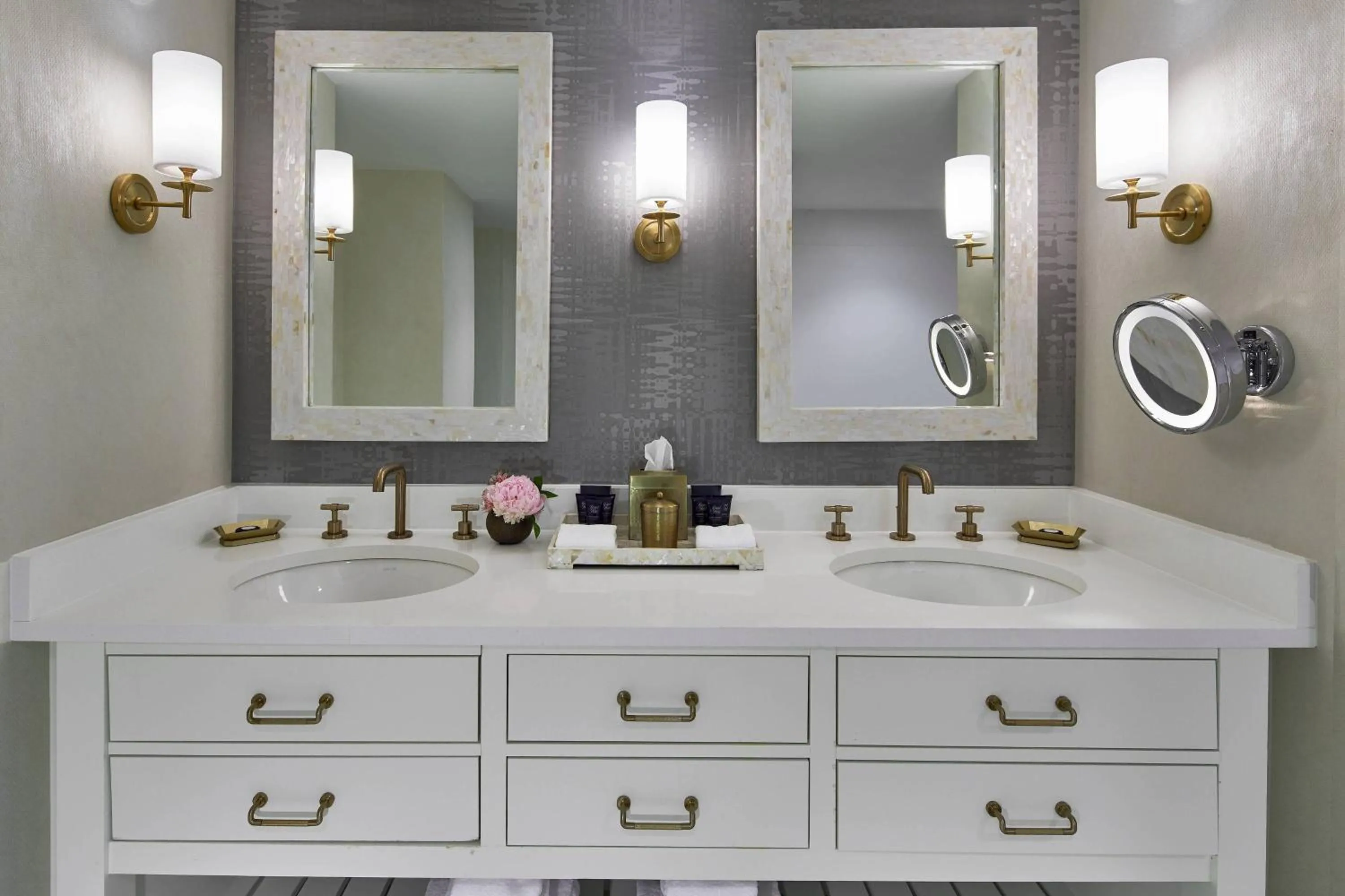 Bathroom in Grand Hotel Golf Resort & Spa, Autograph Collection