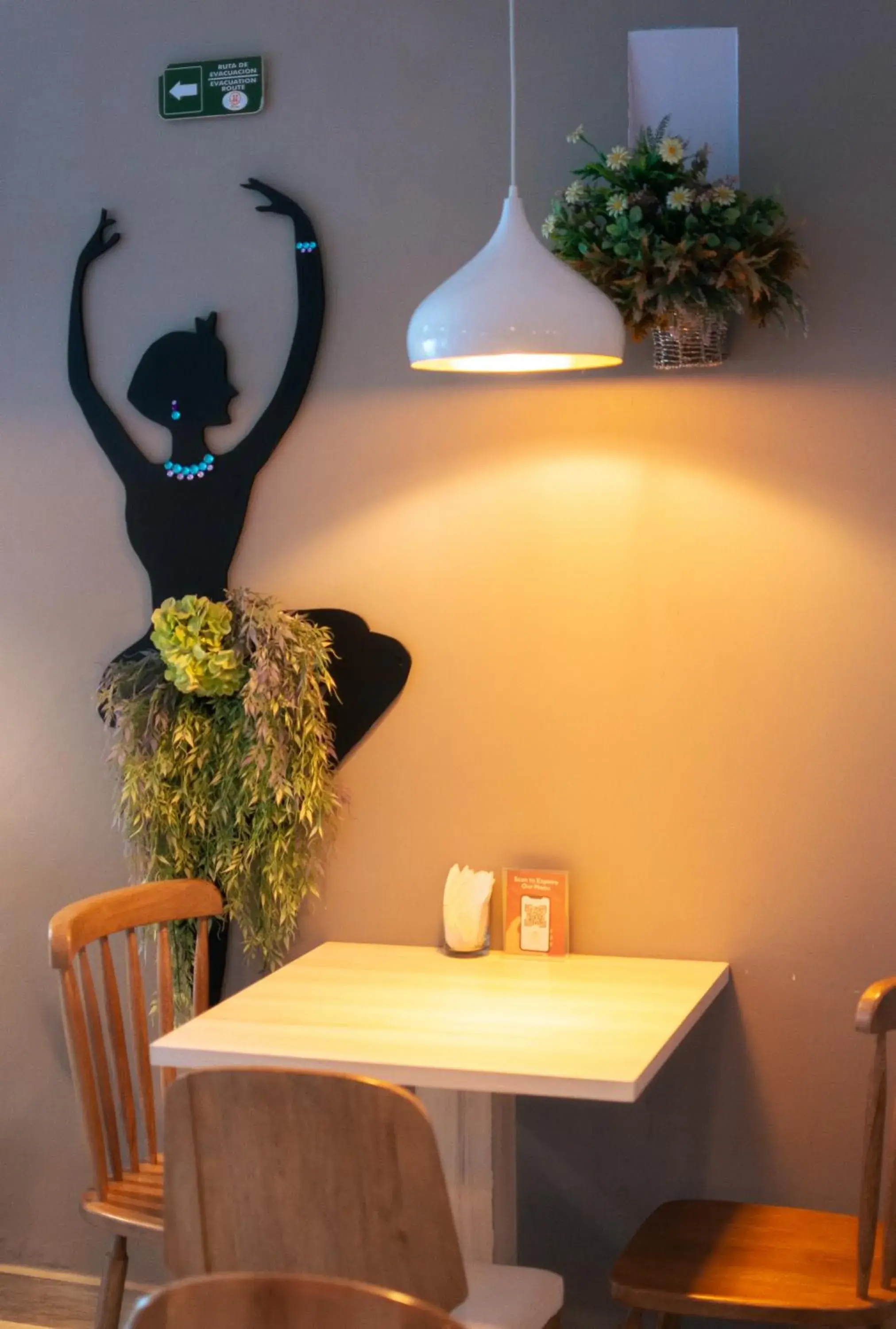 Restaurant/places to eat in Hotel Zi One Luxury Restaurant/places to eat in Hotel Zi One Luxury