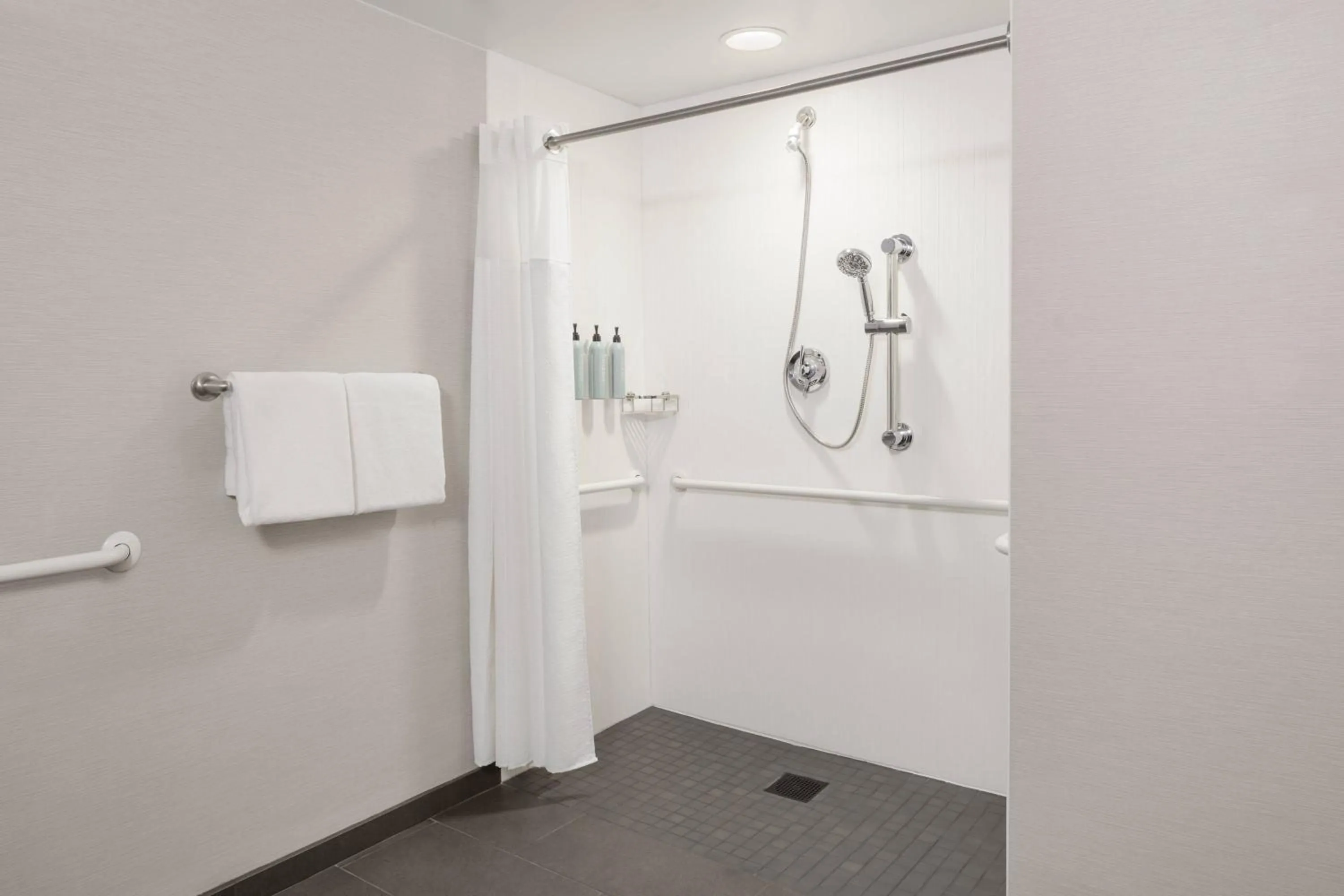 Bathroom in Courtyard Portland Airport