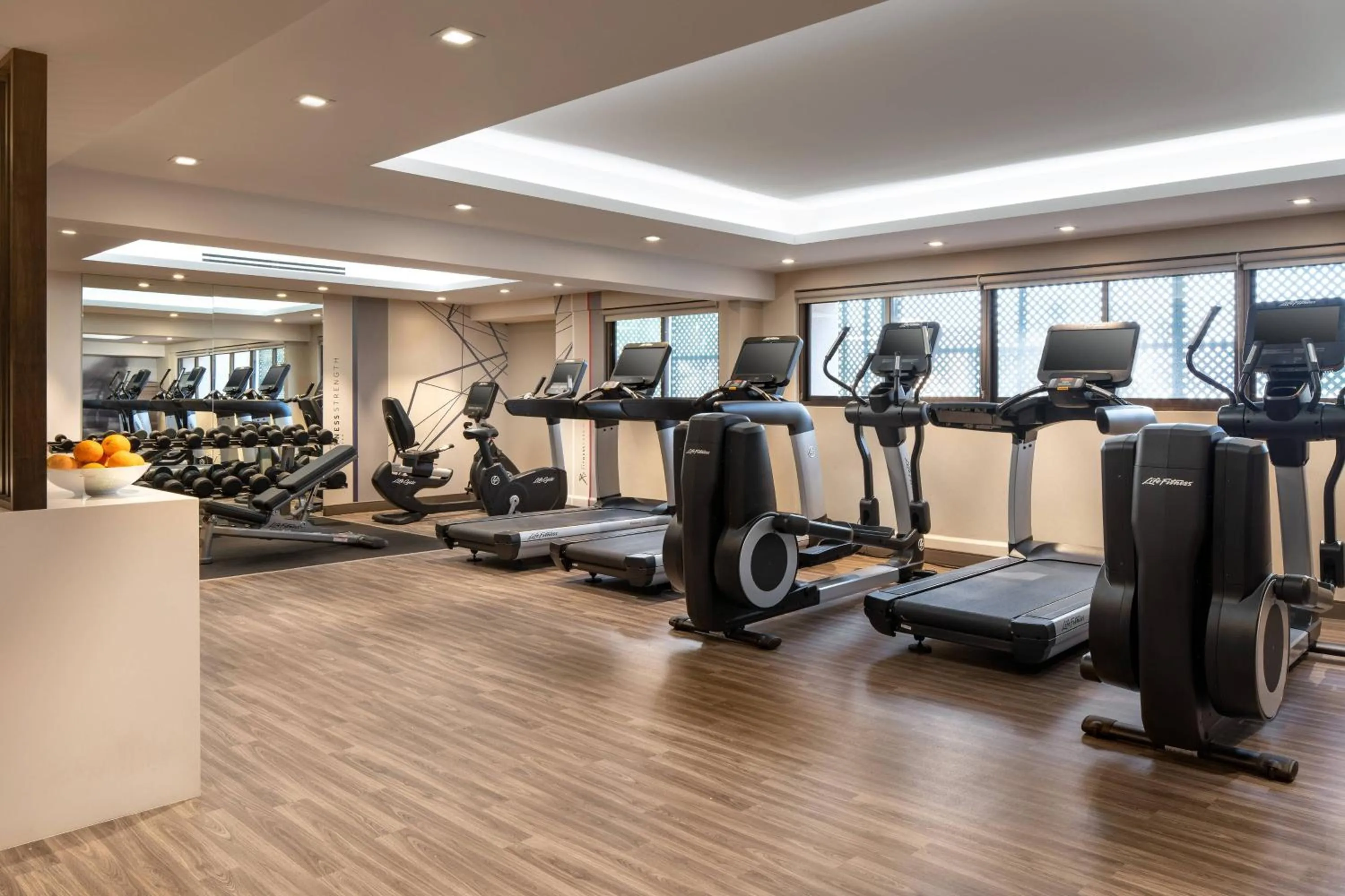 Fitness centre/facilities in Marriott Riverside at the Convention Center