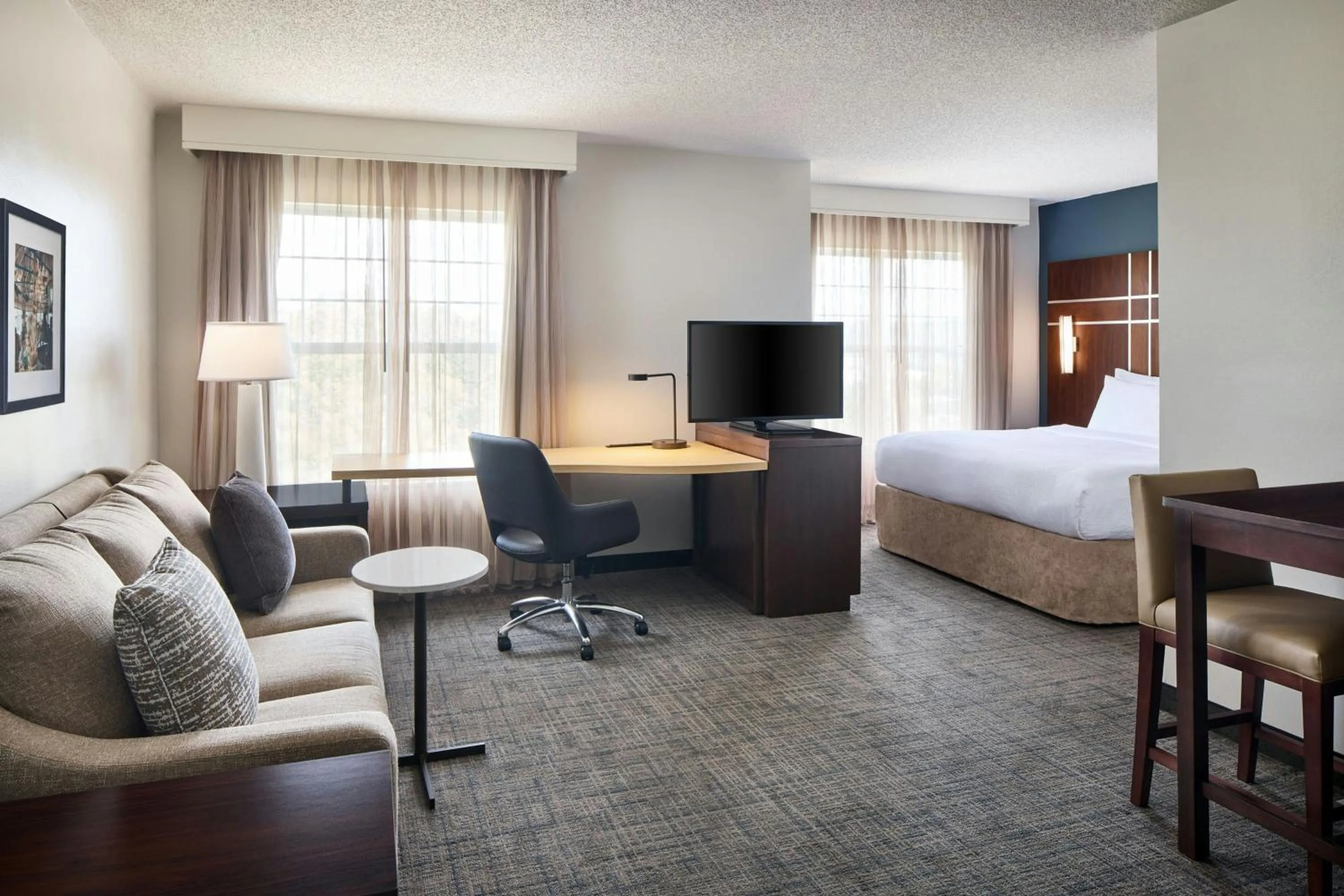 Bedroom, Bed in Residence Inn by Marriott Raleigh Crabtree Valley