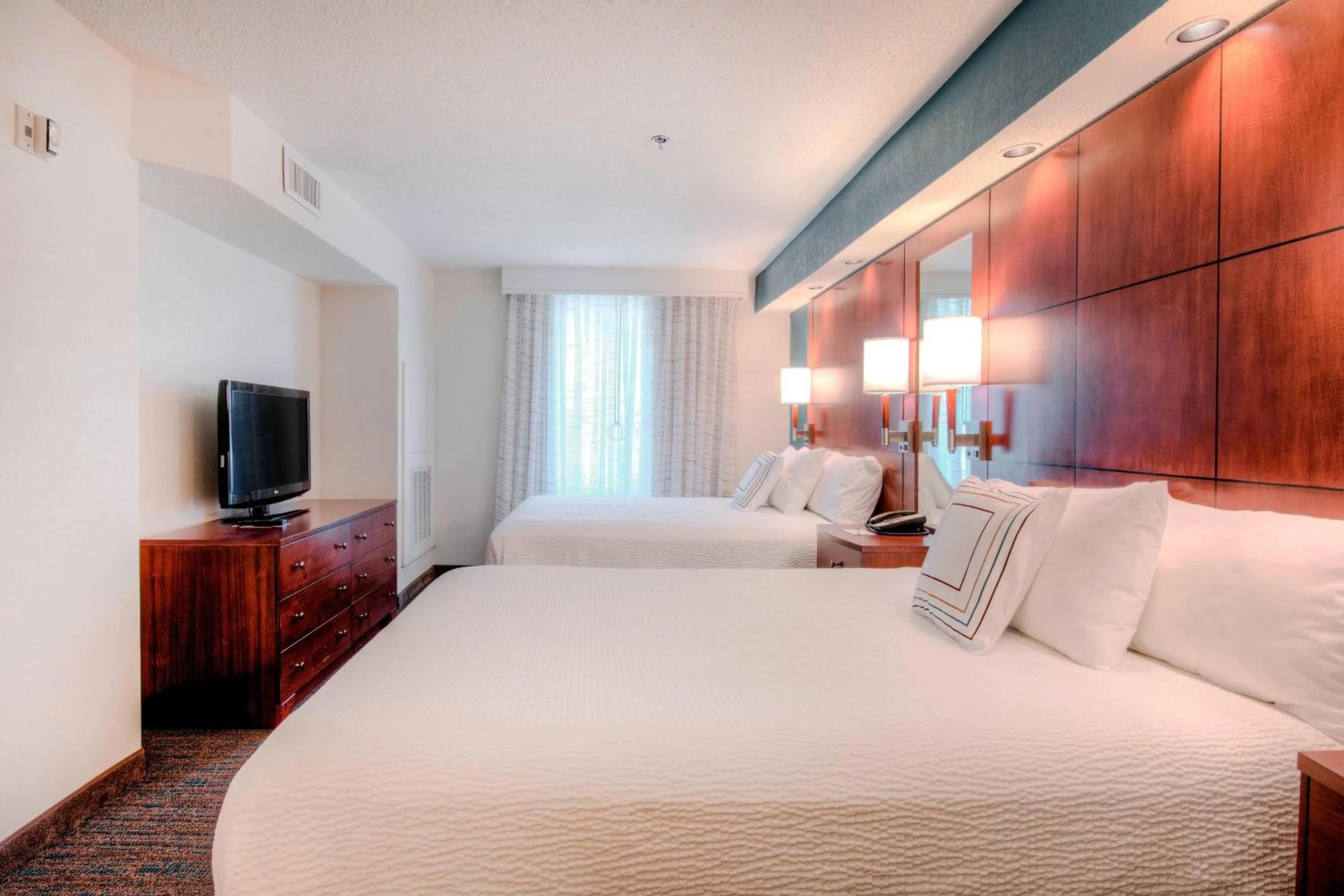 Bedroom, Bed in Residence Inn by Marriott Chapel Hill