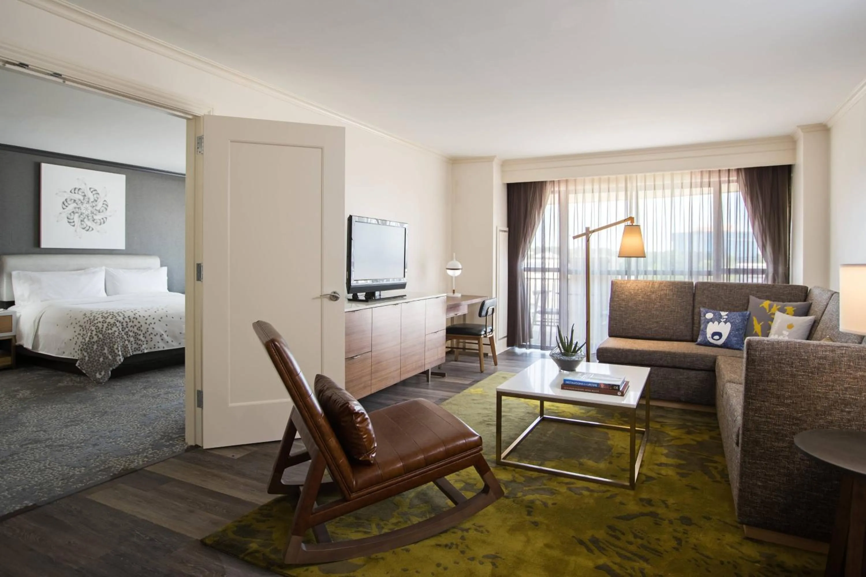 Photo of the whole room, Bed in Renaissance Raleigh North Hills Hotel