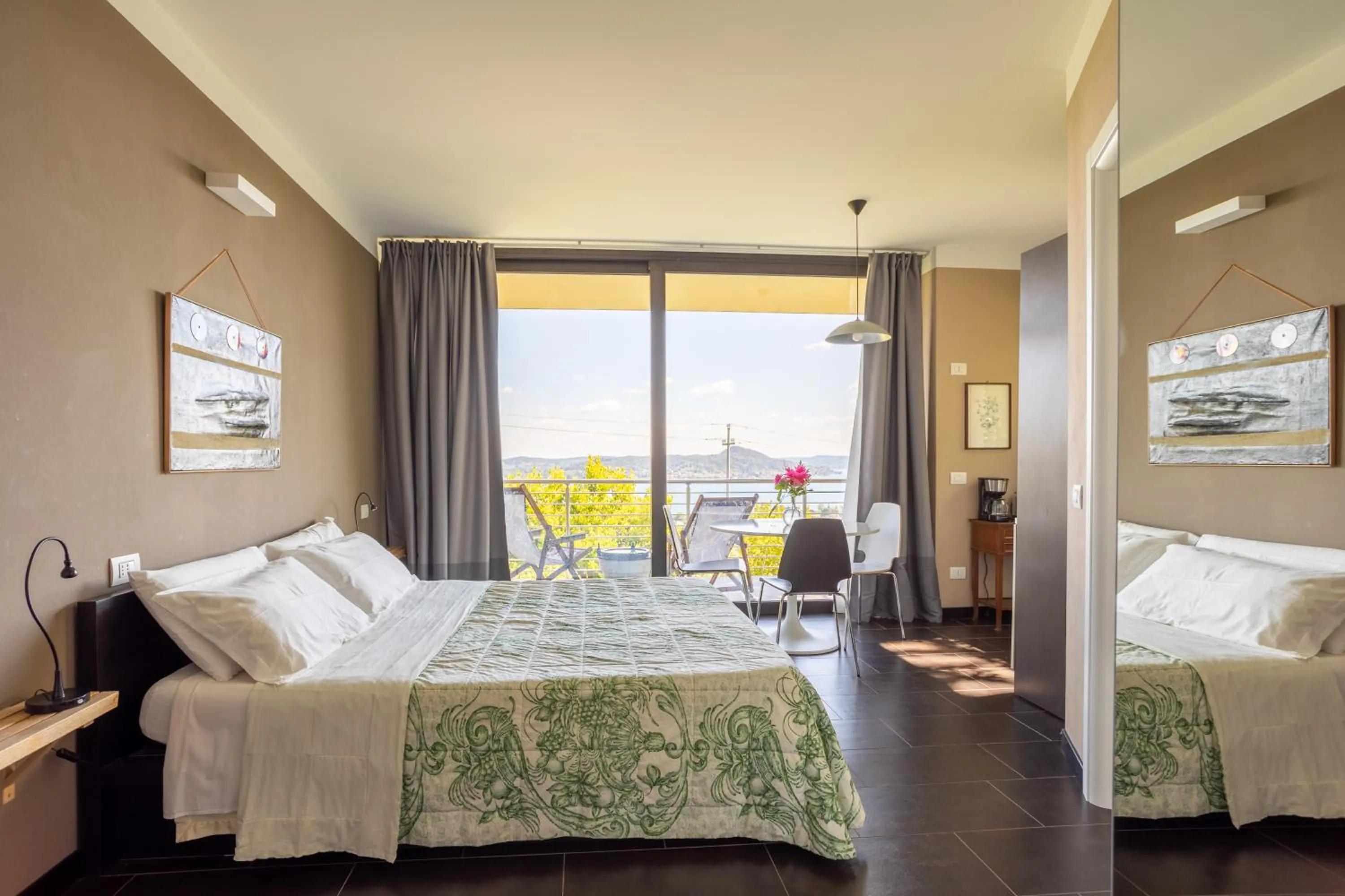 Bed in La TORRETTA Studios & Suite