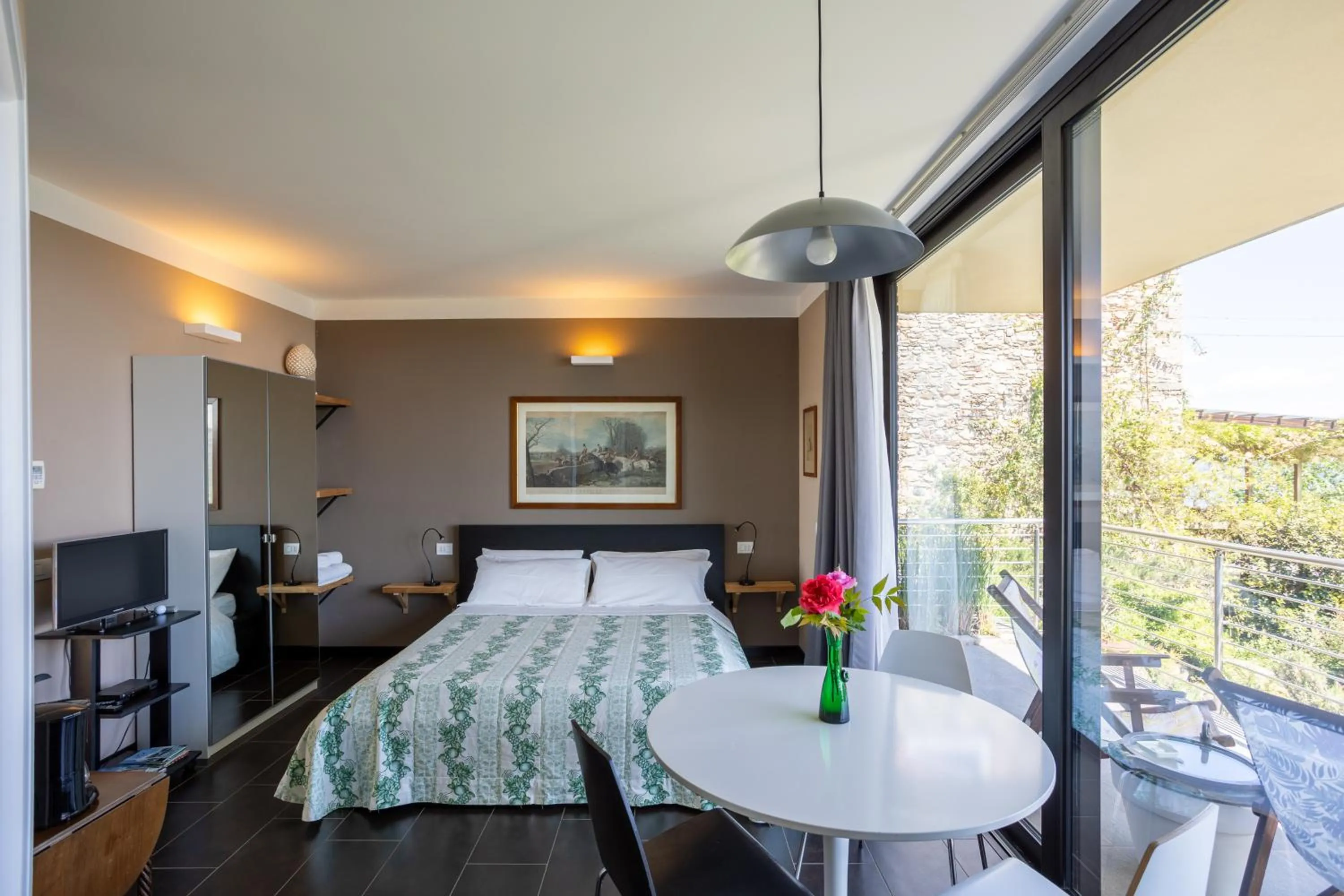 Bed in La TORRETTA Studios & Suite