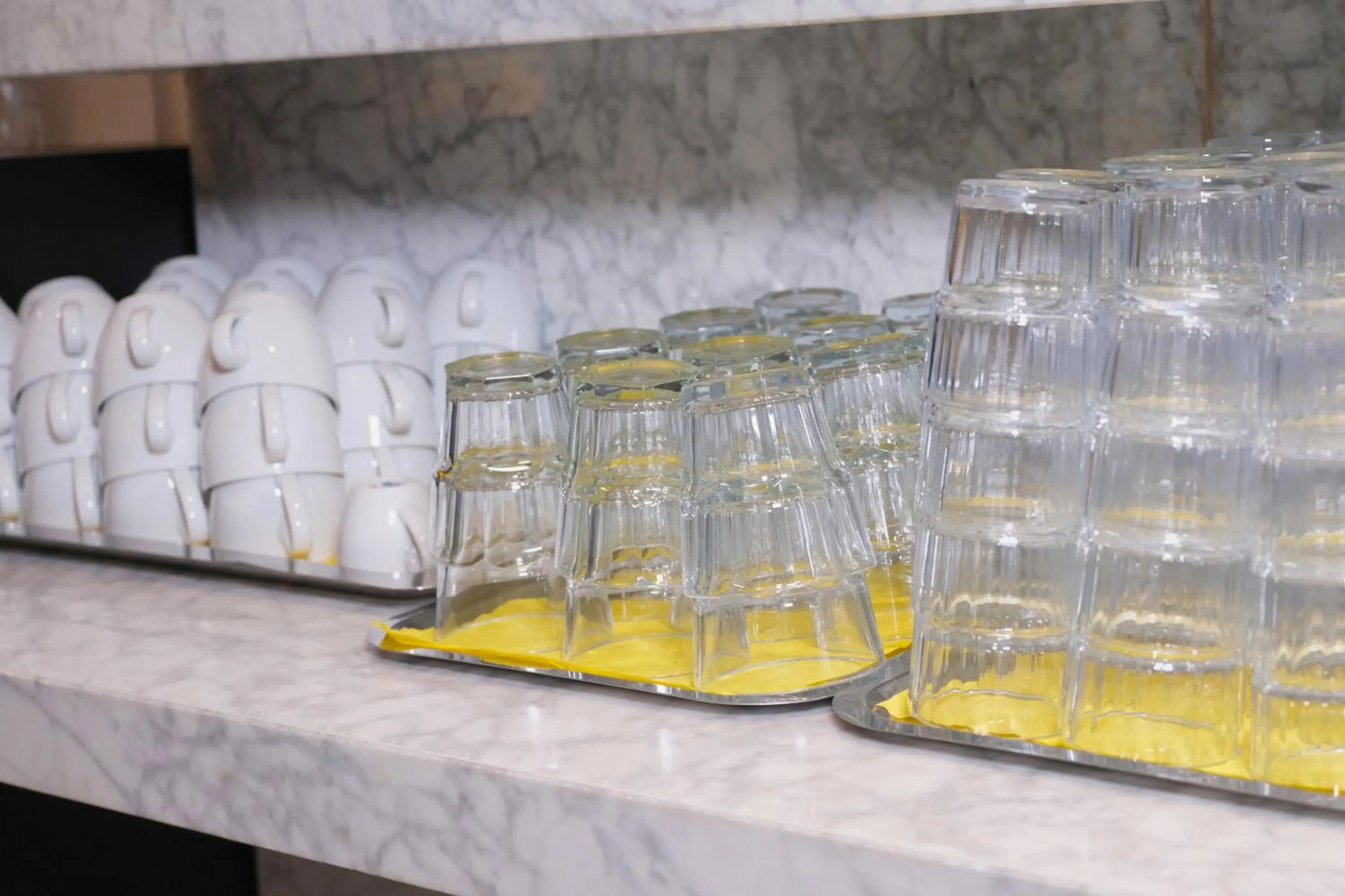 Buffet breakfast in Stargaze Forum Hotel Düsseldorf-Hilden