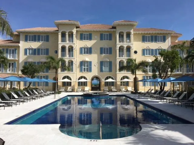 Property building in Villa Renaissance