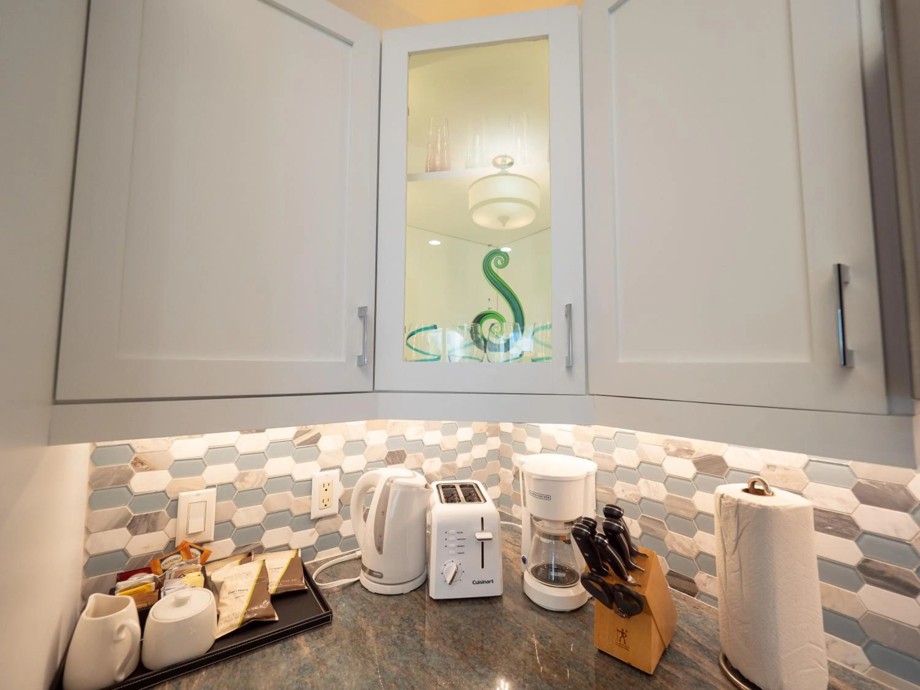 Coffee/tea facilities in Villa Renaissance