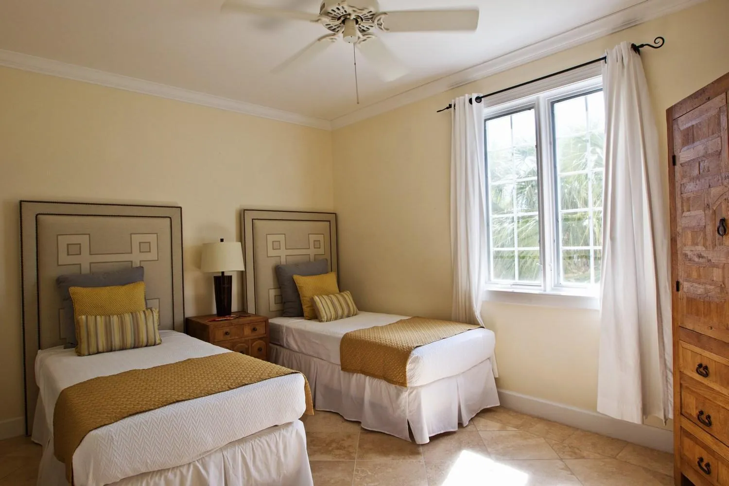 Bed in Villa Renaissance