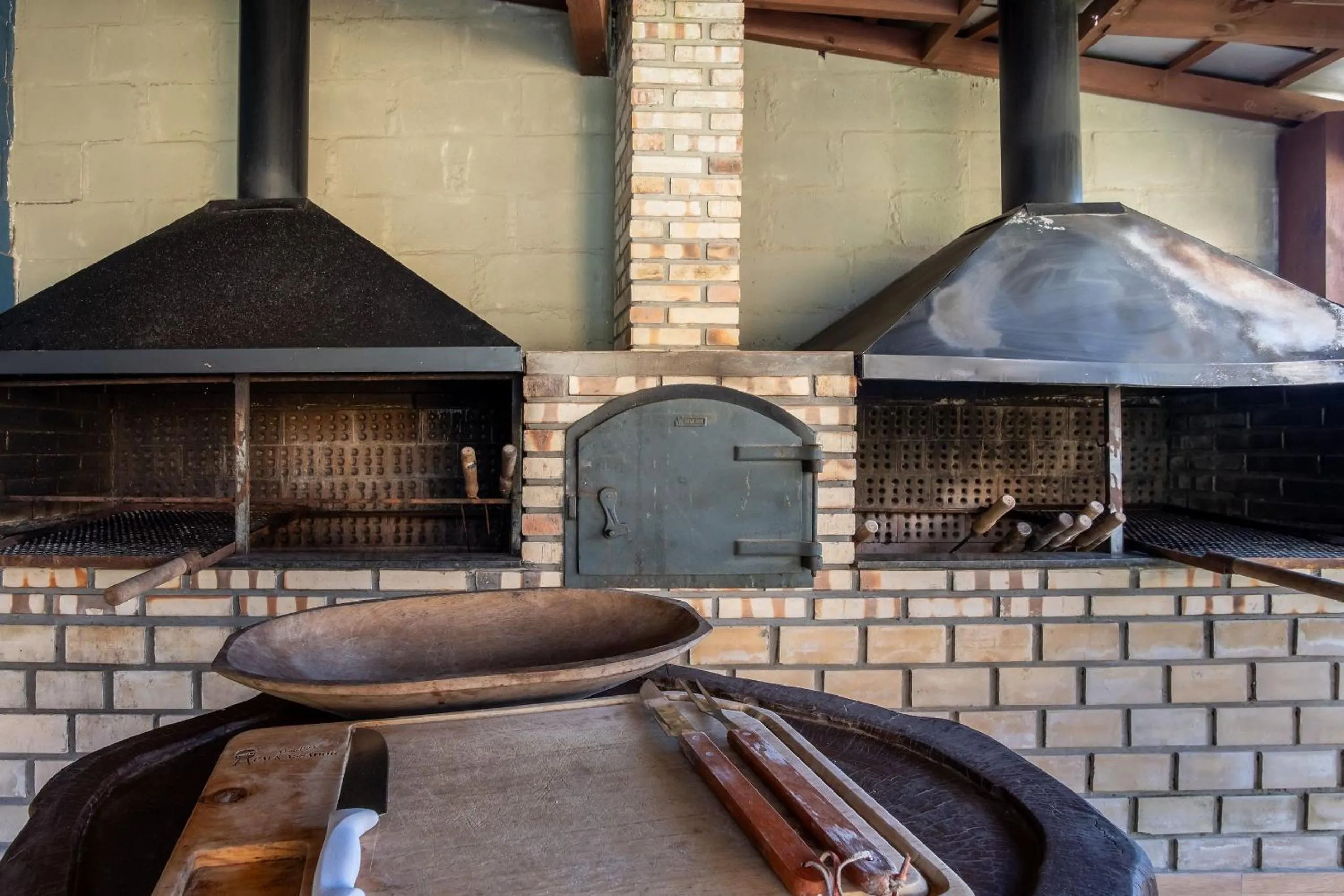 BBQ facilities in Pousada Hanalie by - Easy Hotéis
