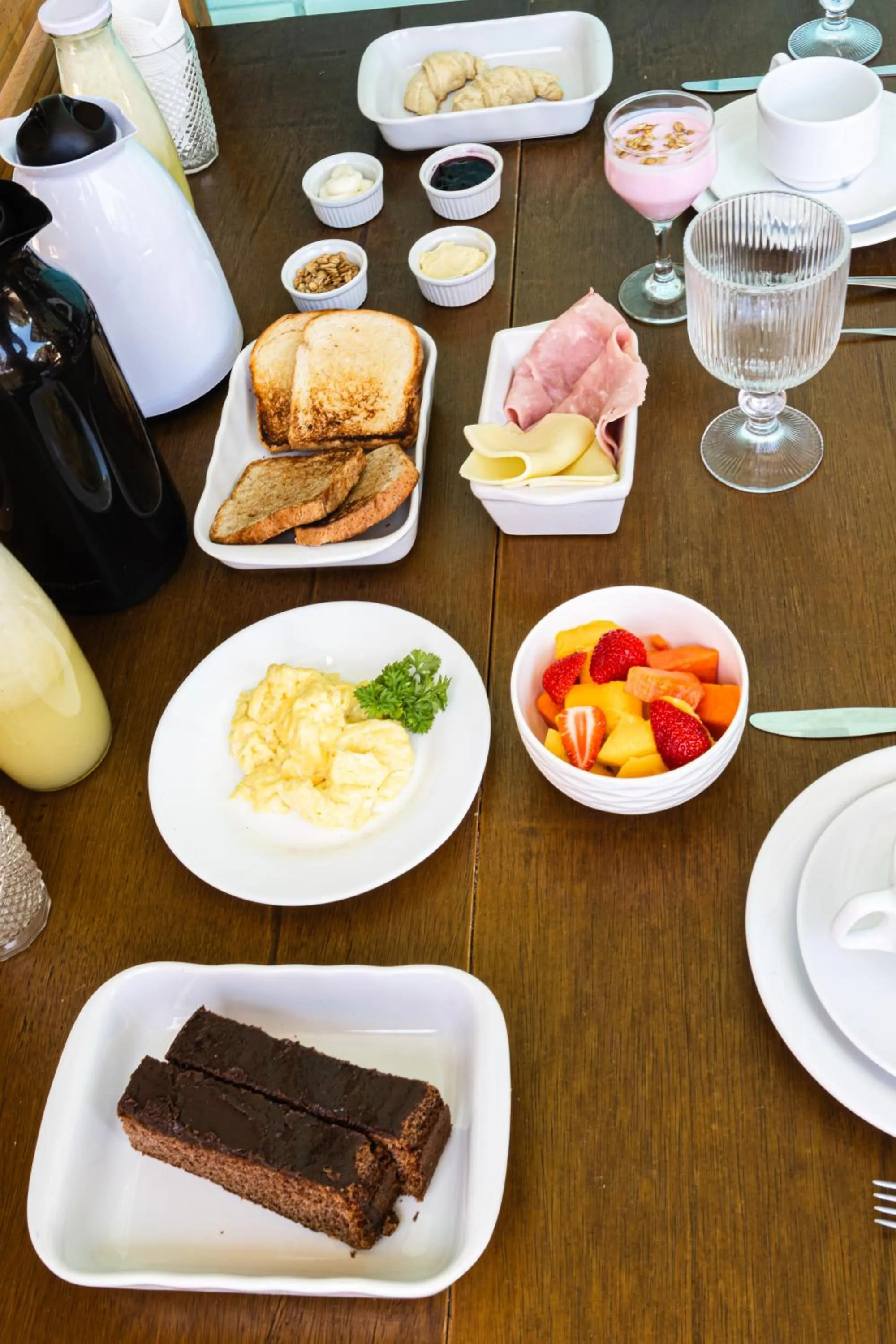 Breakfast in Pousada Hanalie by - Easy Hotéis