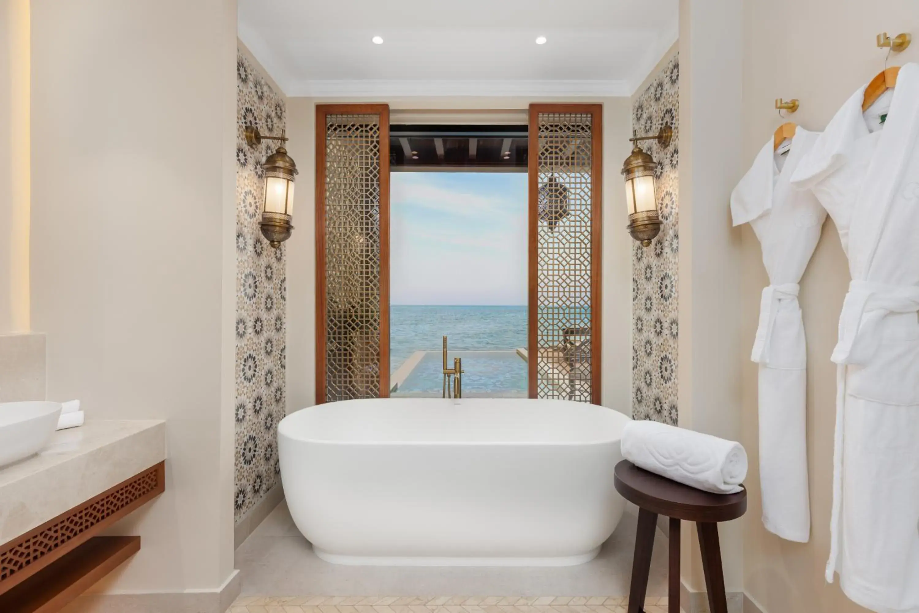 Bathroom in Sofitel Bahrain Zallaq Thalassa Sea & Spa