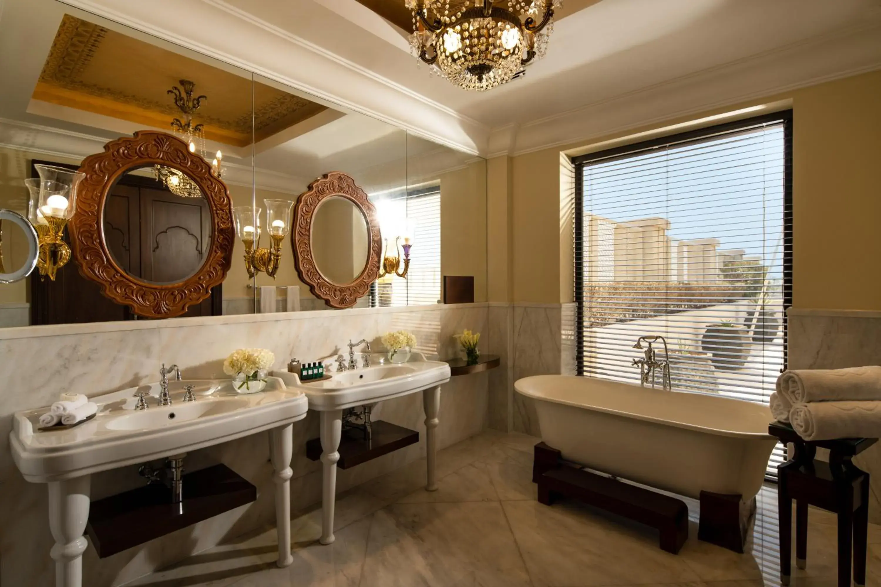 Bed, Bathroom in Sofitel Bahrain Zallaq Thalassa Sea & Spa