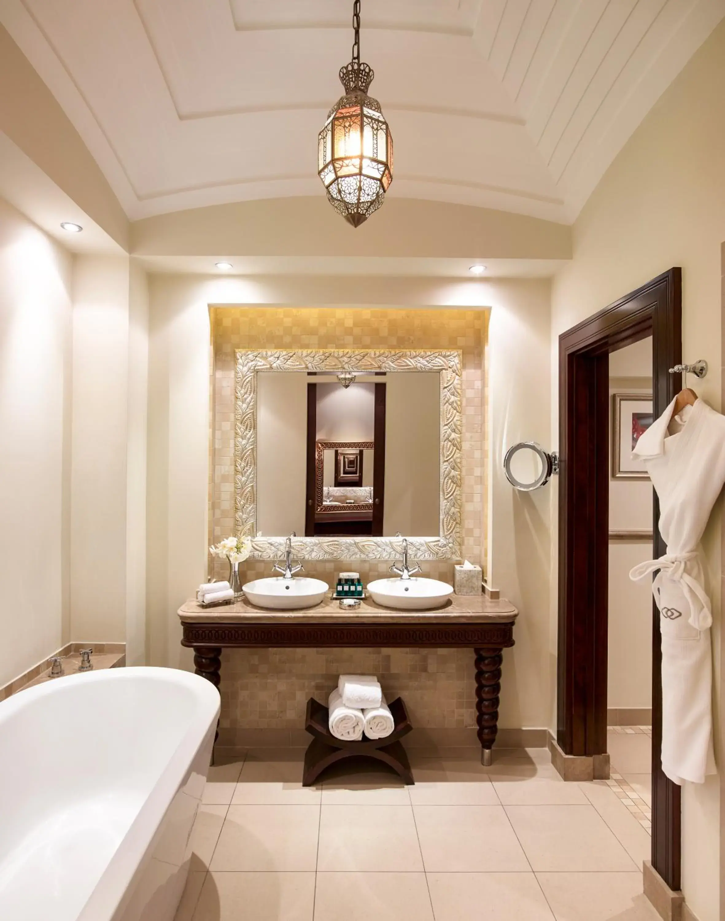 Bathroom in Sofitel Bahrain Zallaq Thalassa Sea & Spa