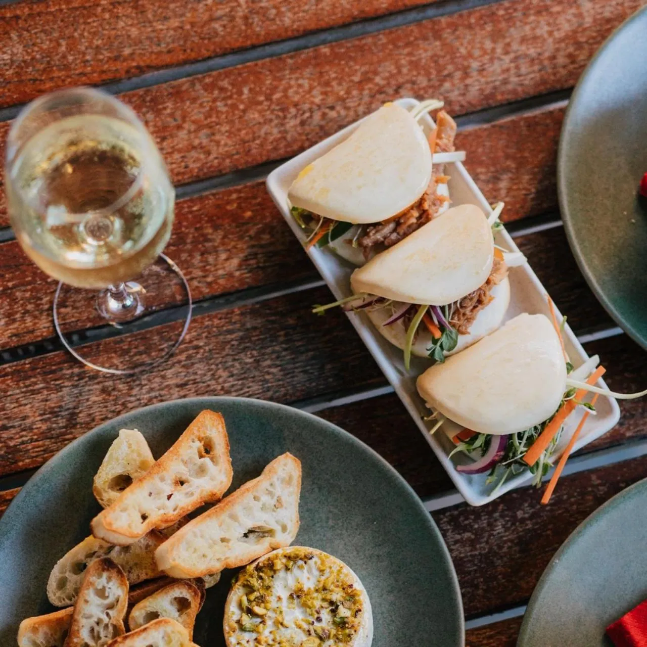 Food and drinks in Novotel Newcastle Beach