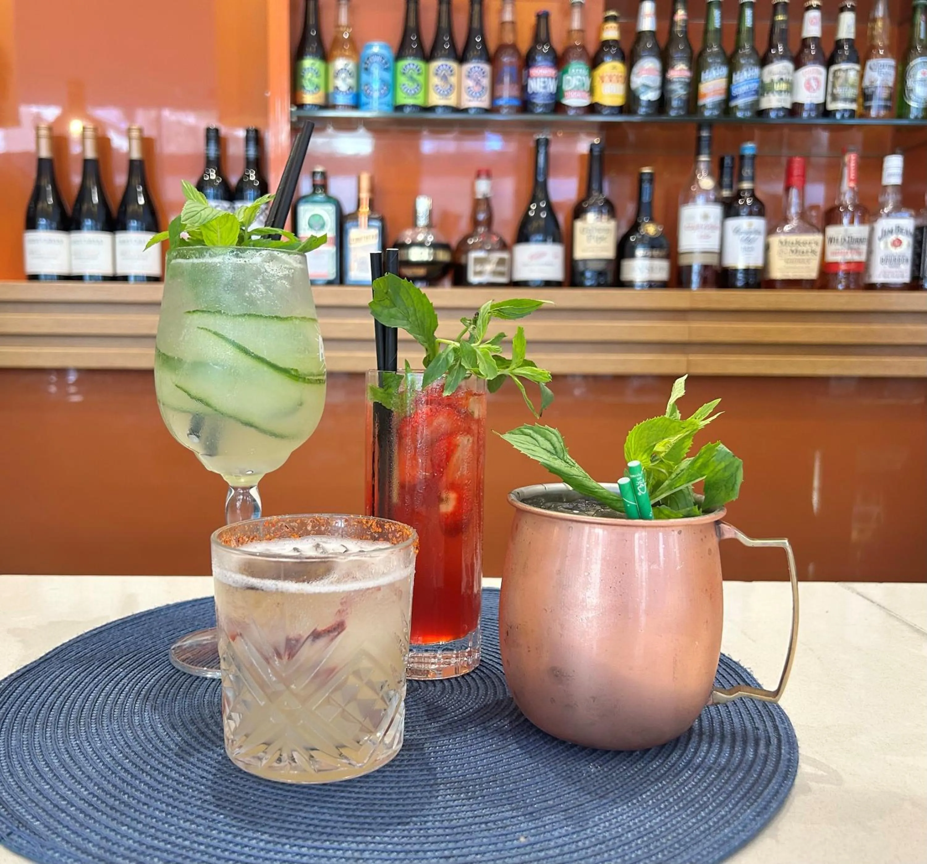 Lounge or bar in Novotel Newcastle Beach