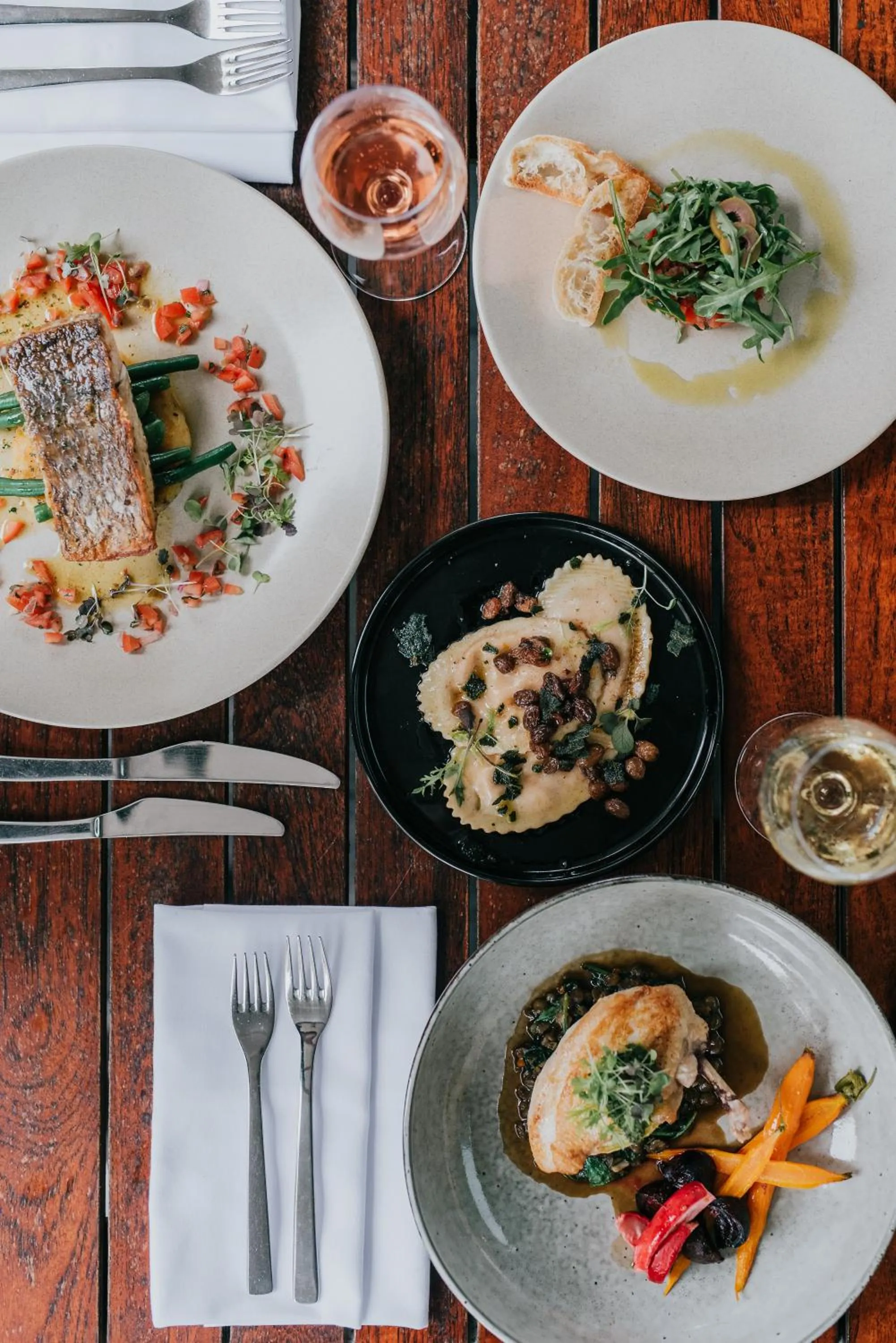 Food and drinks in Novotel Newcastle Beach