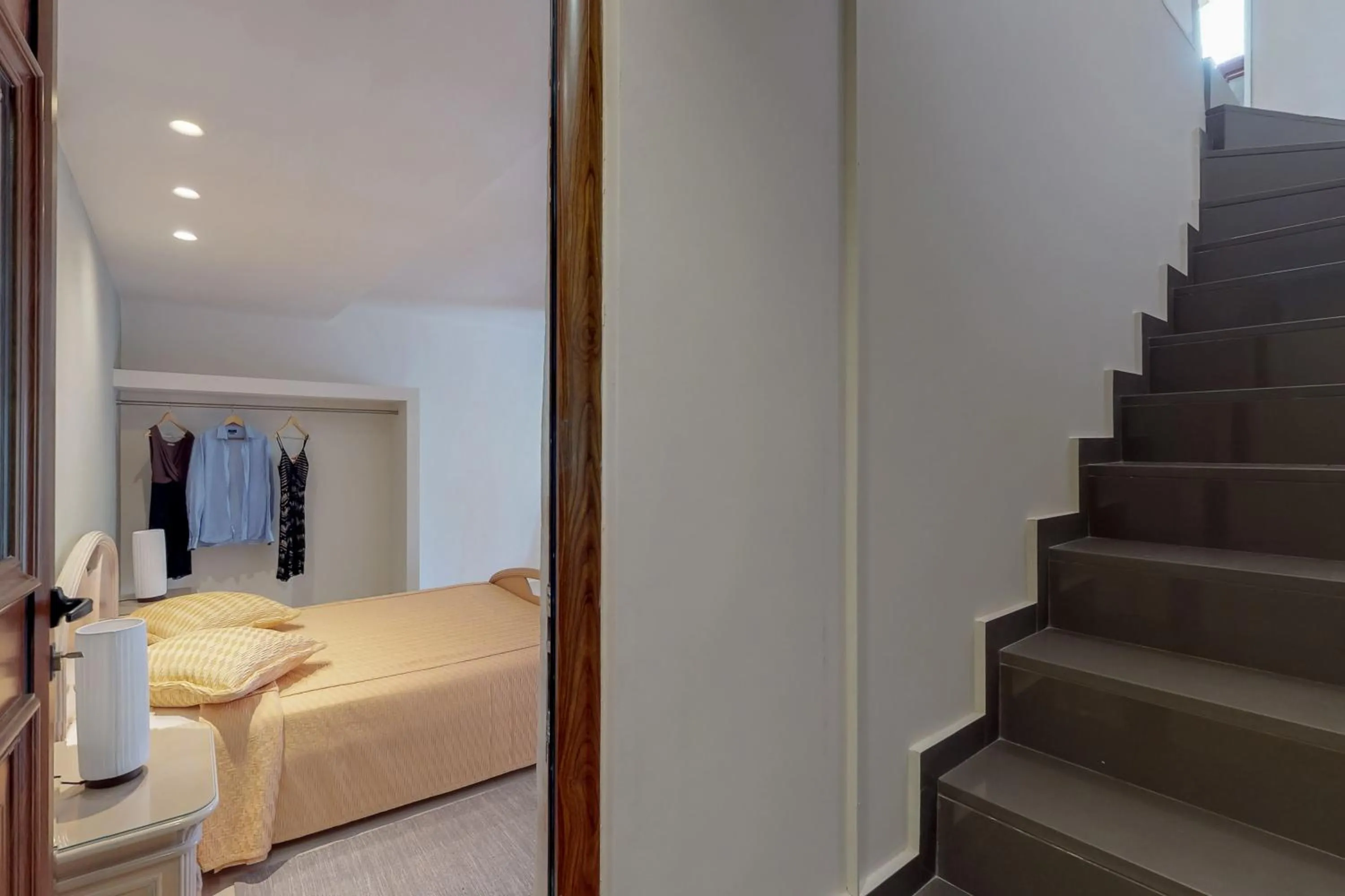 Bedroom, Bed in Ocean Villas Complex