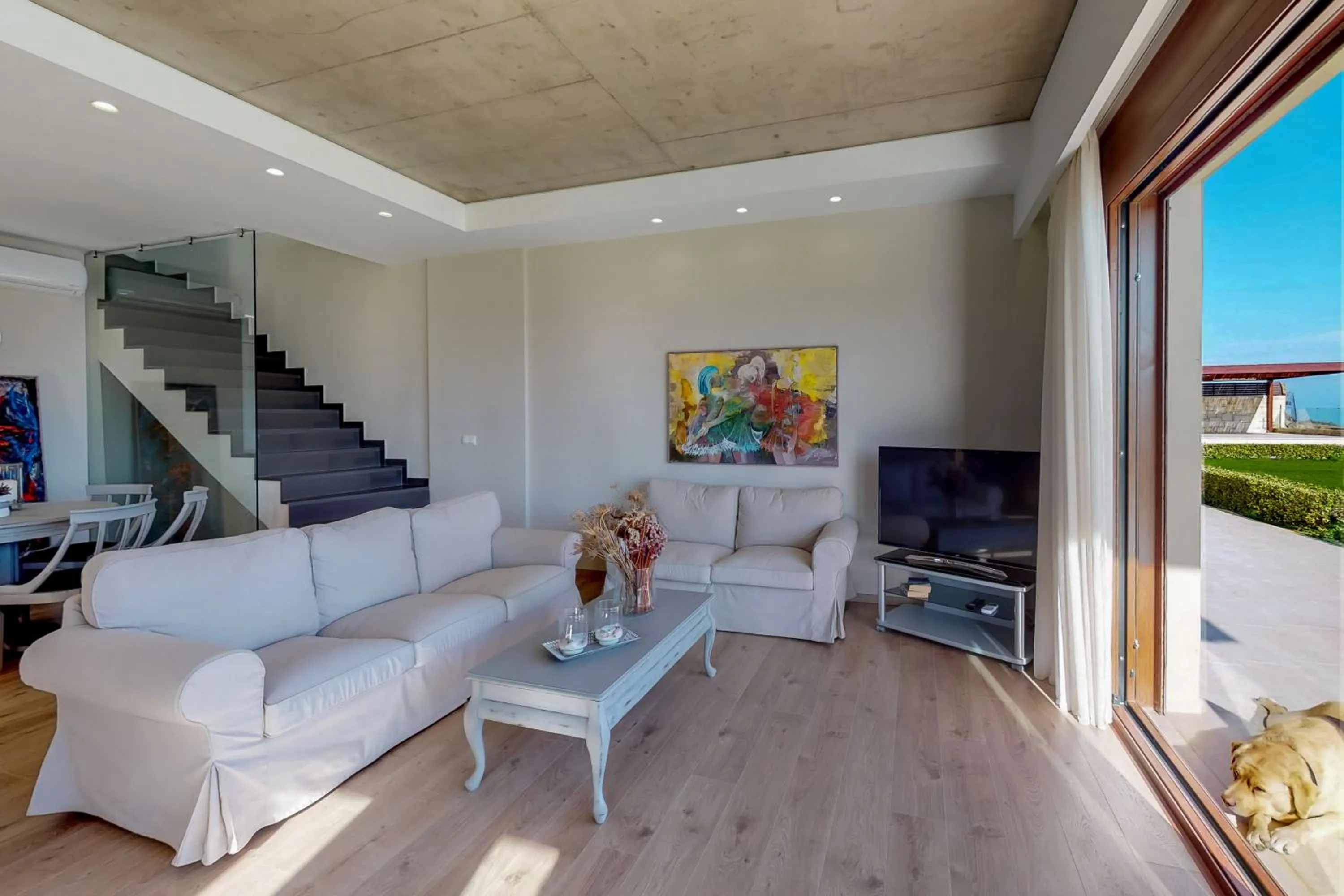 TV and multimedia in Ocean Villas Complex