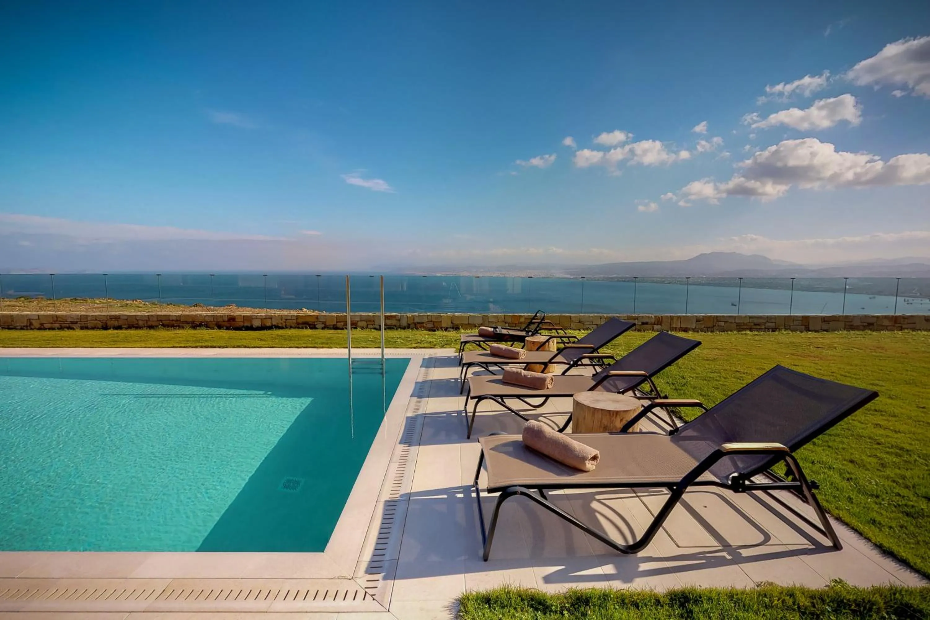 Pool view in Ocean Villas Complex
