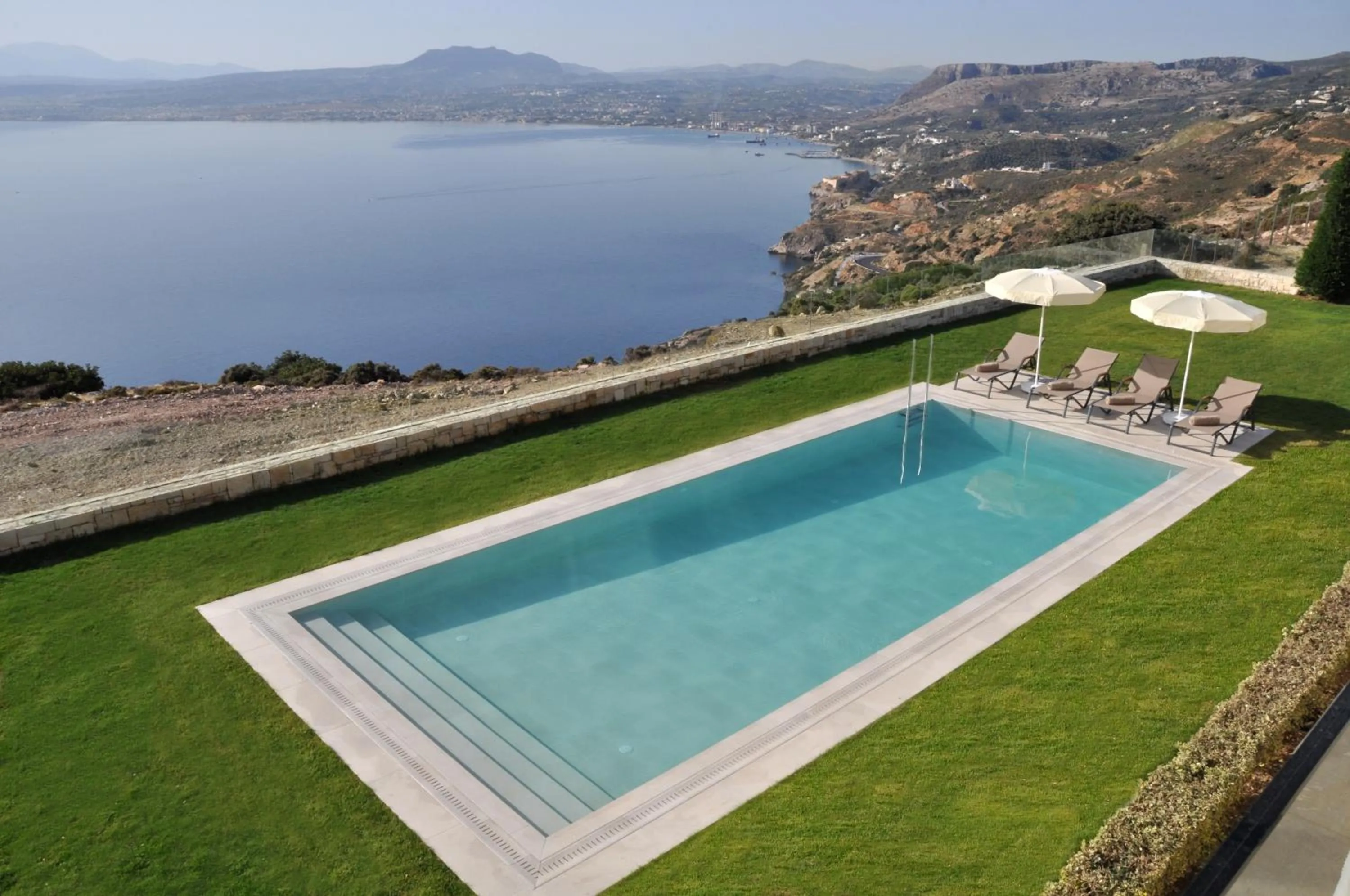 Garden in Ocean Villas Complex