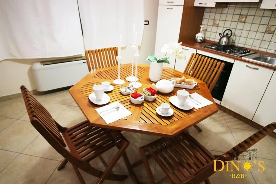 Breakfast in Dino's B&B