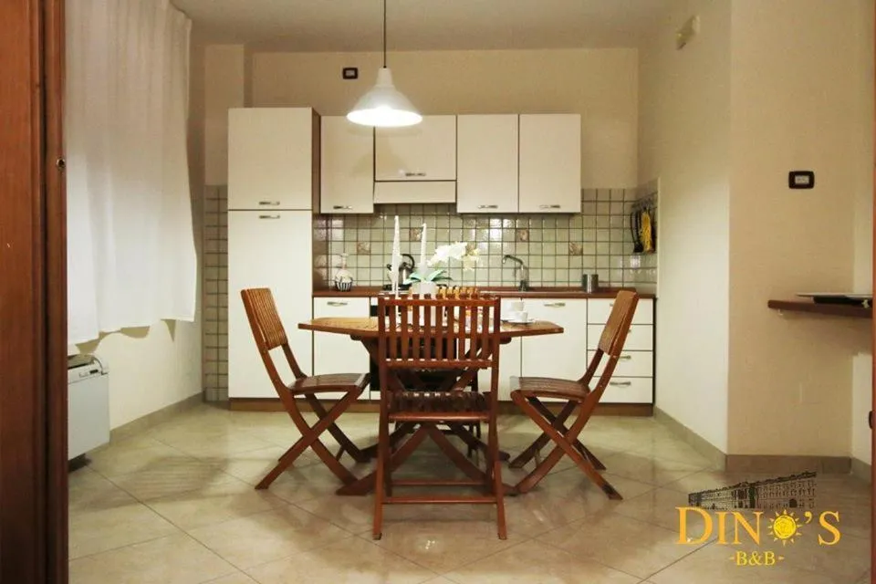 Breakfast in Dino's B&B