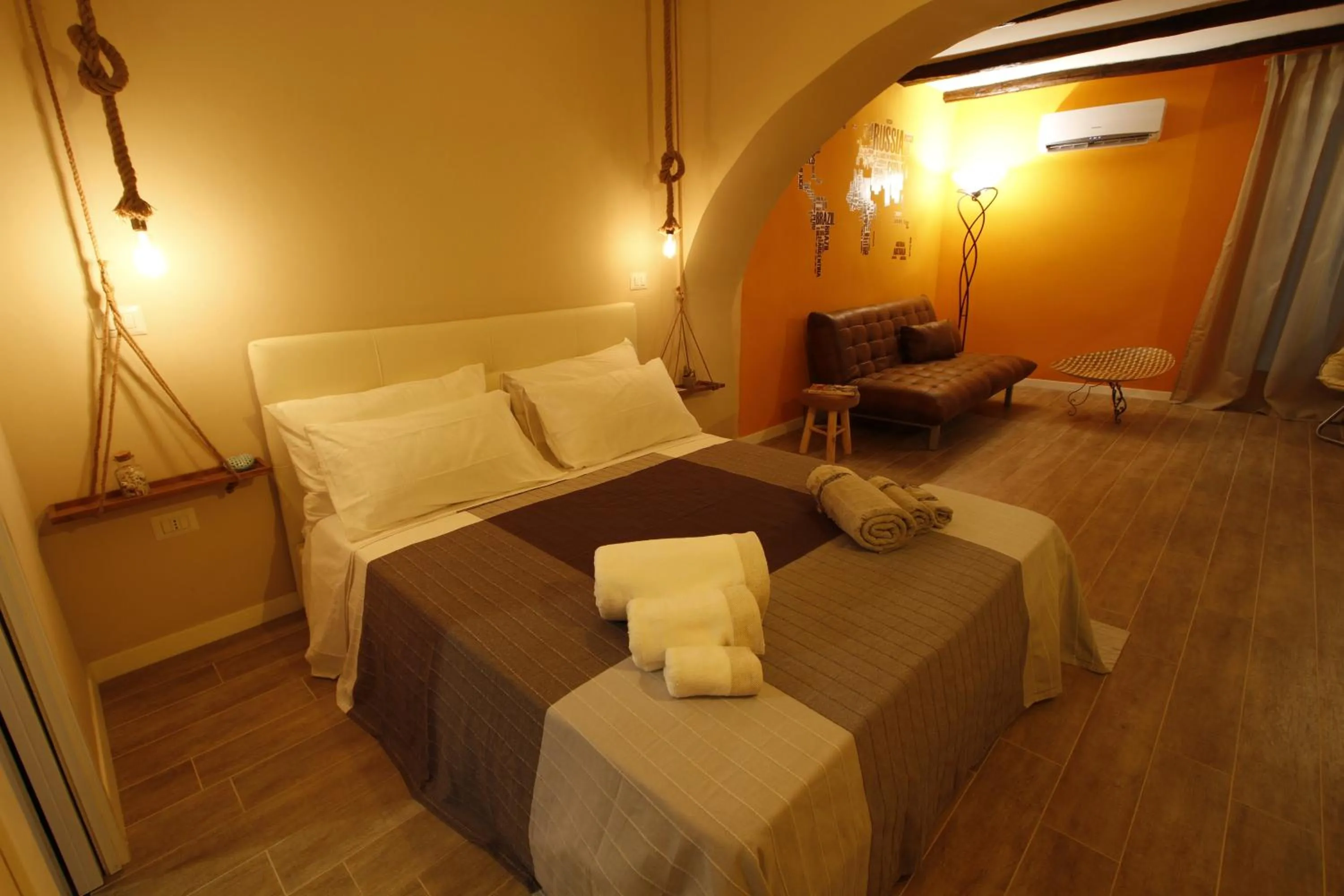 Bedroom, Bed in La 'NZIRIA