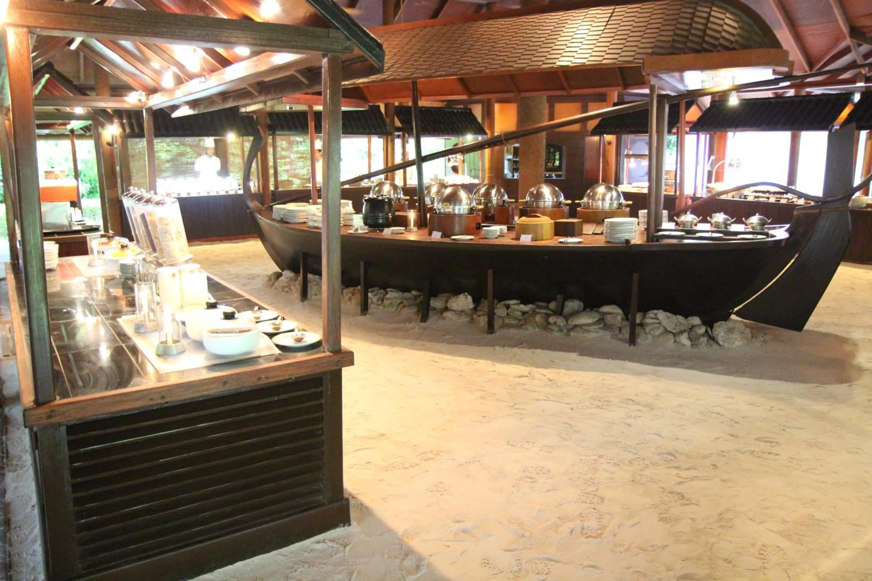 Food in Filitheyo Island Resort