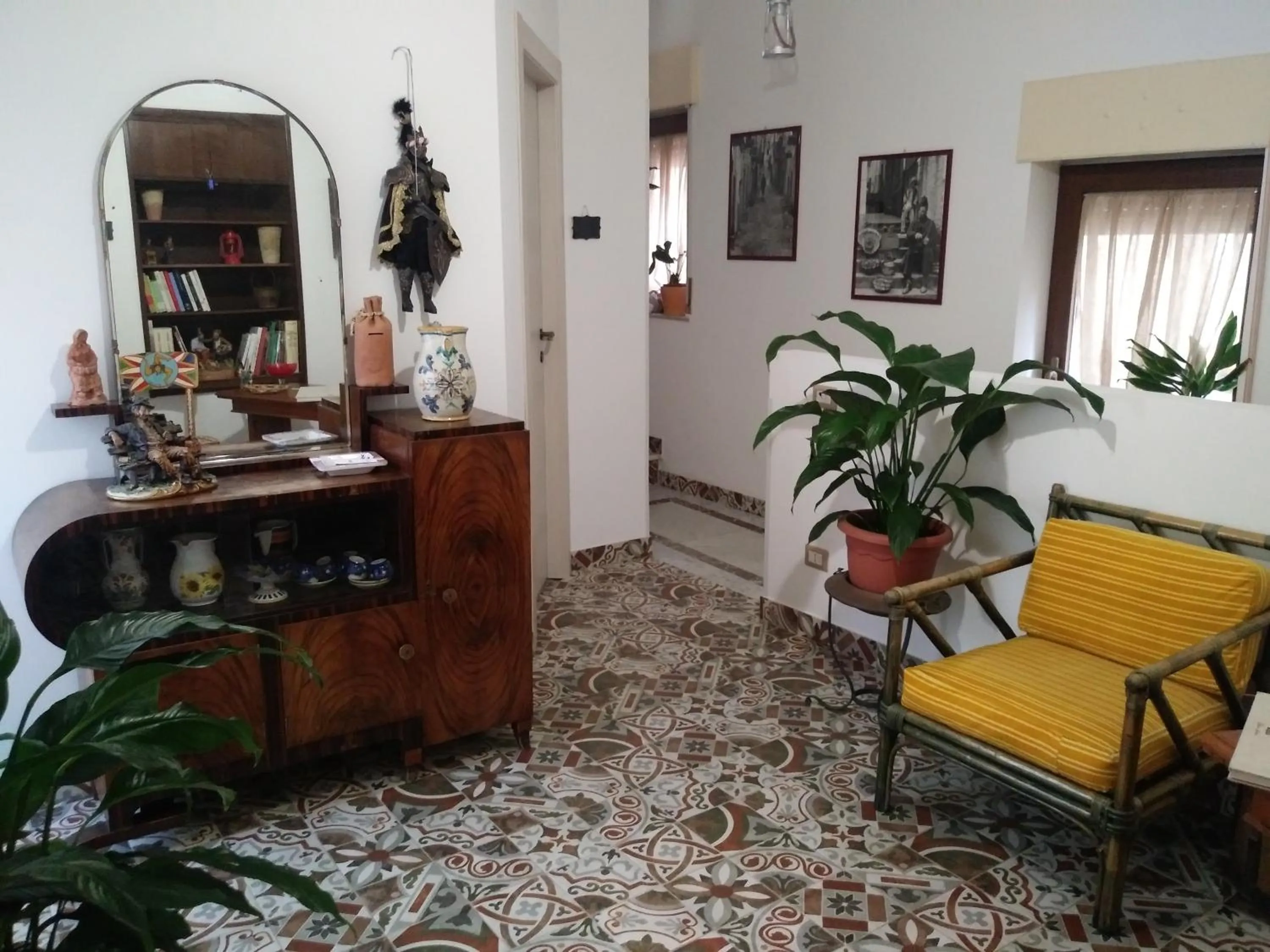 Communal lounge/ TV room in Zù Mariu B&B