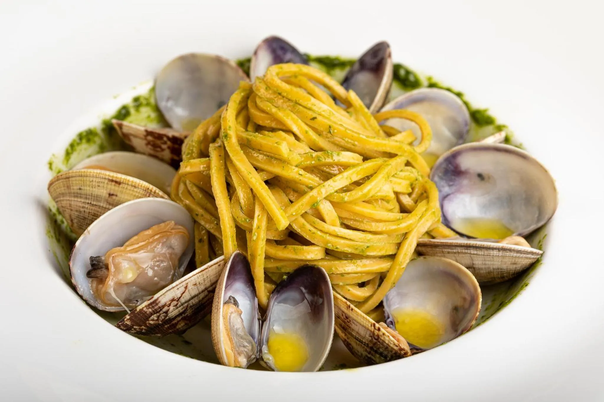 Restaurant/places to eat in Villa Basileia Riverside