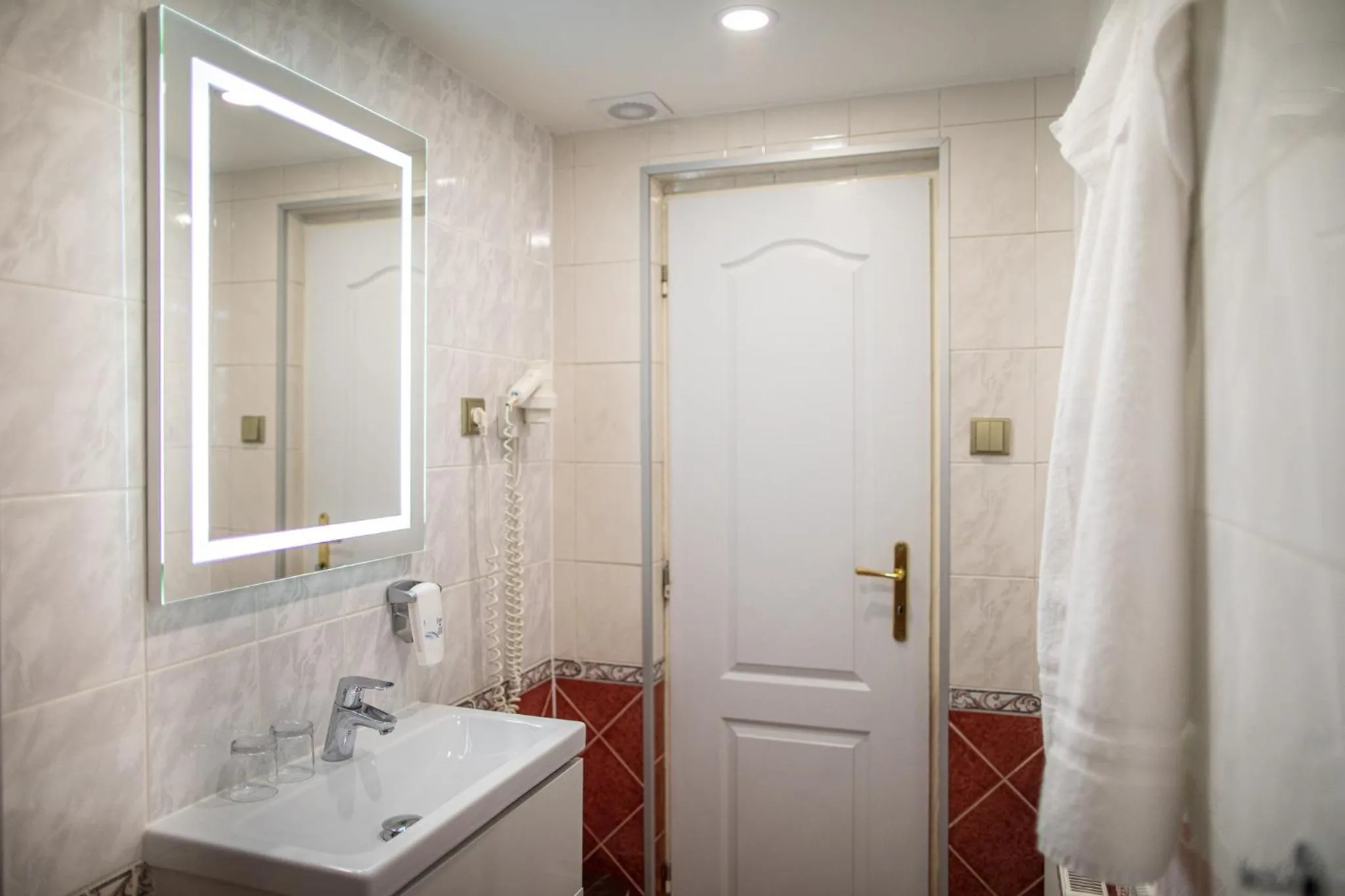 Bathroom in Villa Basileia Riverside