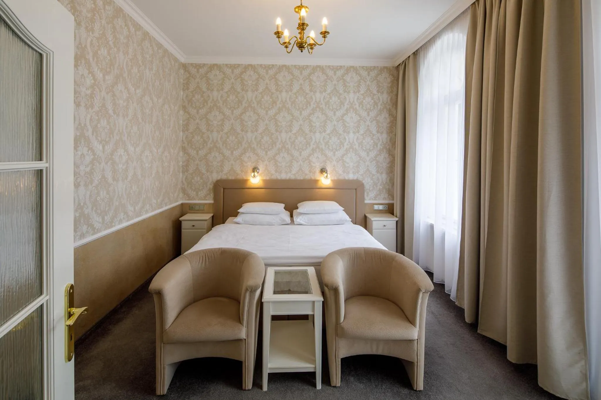 Bed in Villa Basileia Riverside