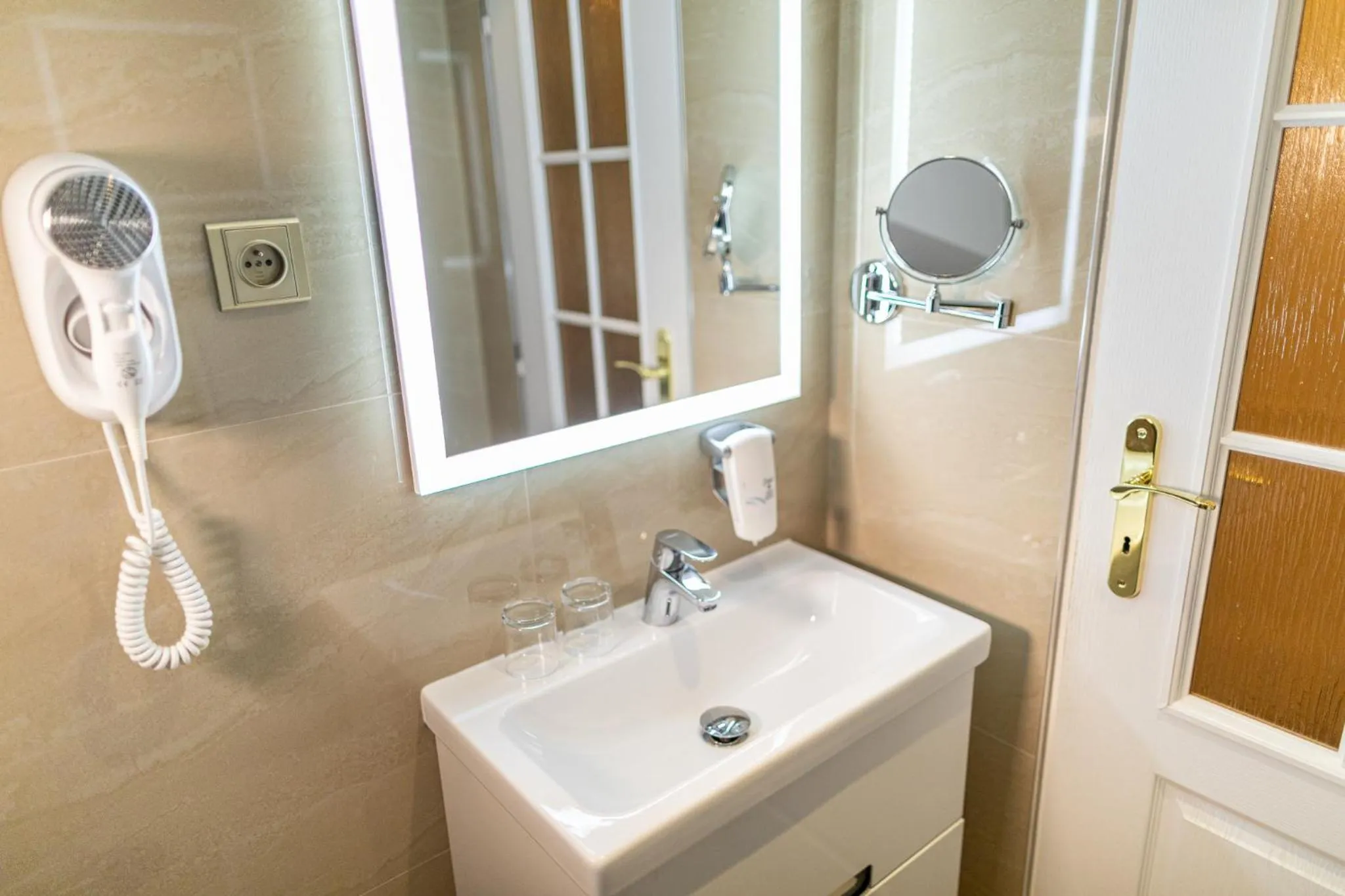 Bathroom in Villa Basileia Riverside