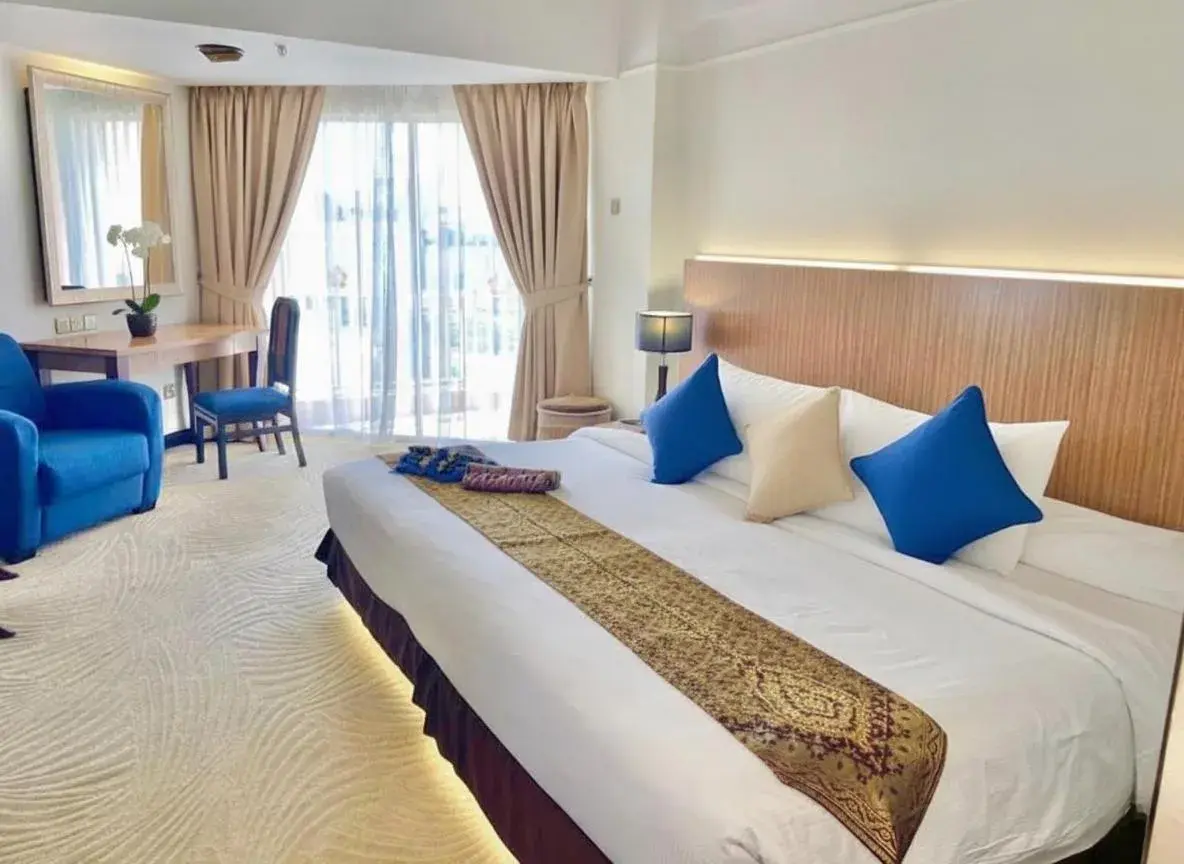 Bed in Primula Beach Hotel Bed in Primula Beach Hotel