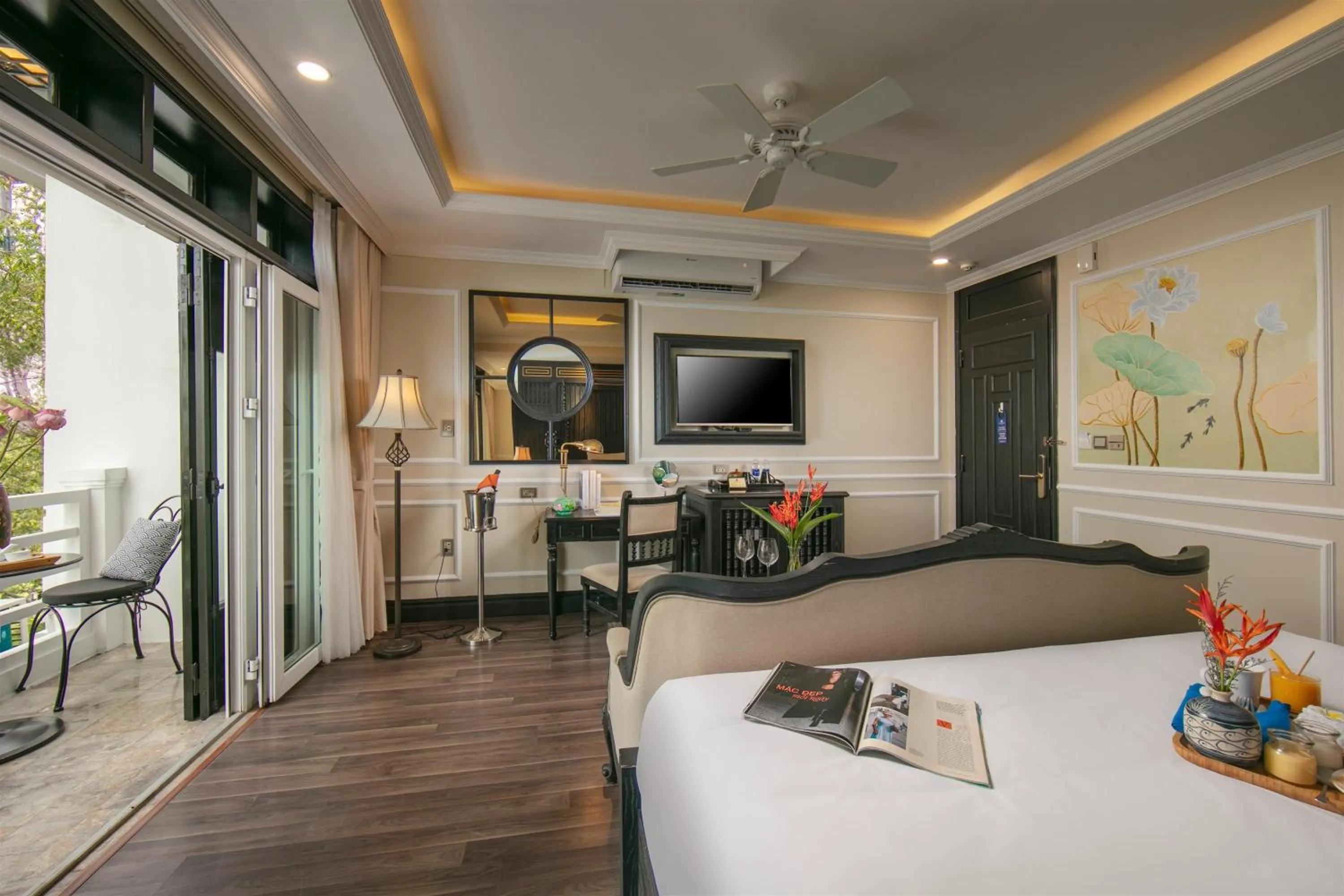 Bed in Hoi An Golden Holiday Hotel & Spa