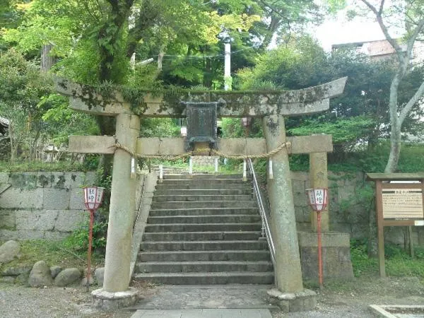 Nearby landmark in Merveille Arima