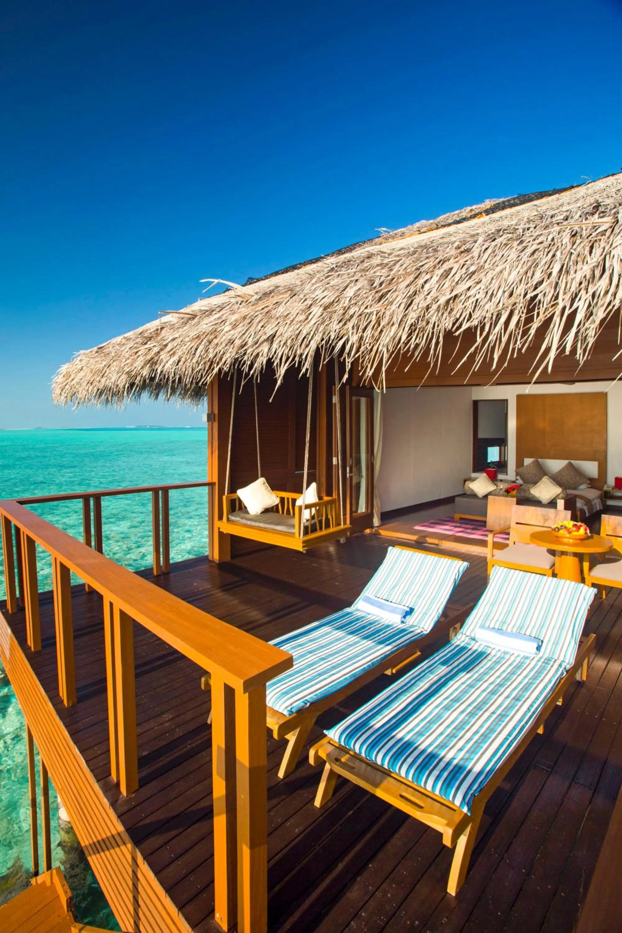 Bed in Medhufushi Island Resort