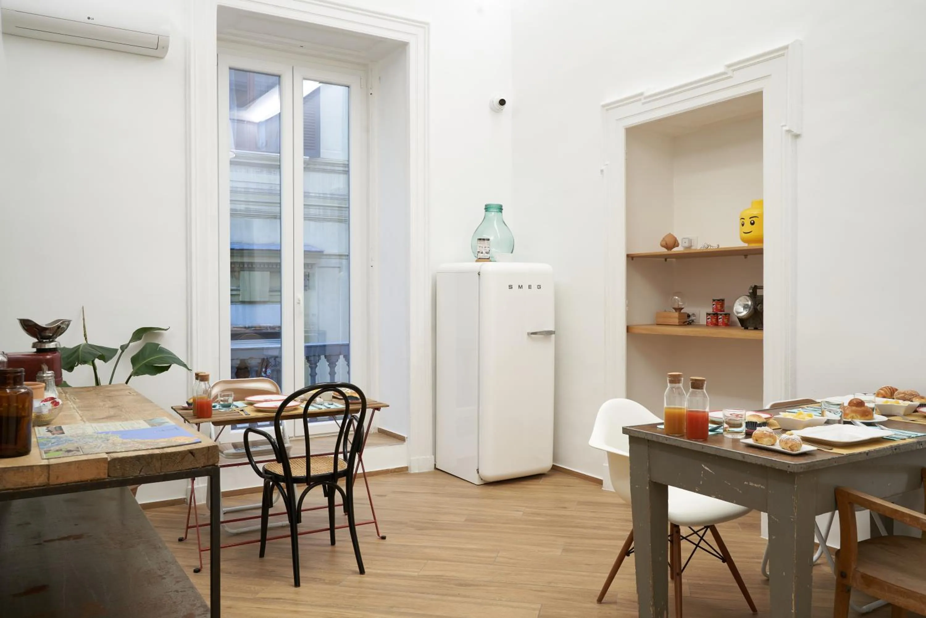 Living room in Palazzo Bevilacqua Napoli B&B