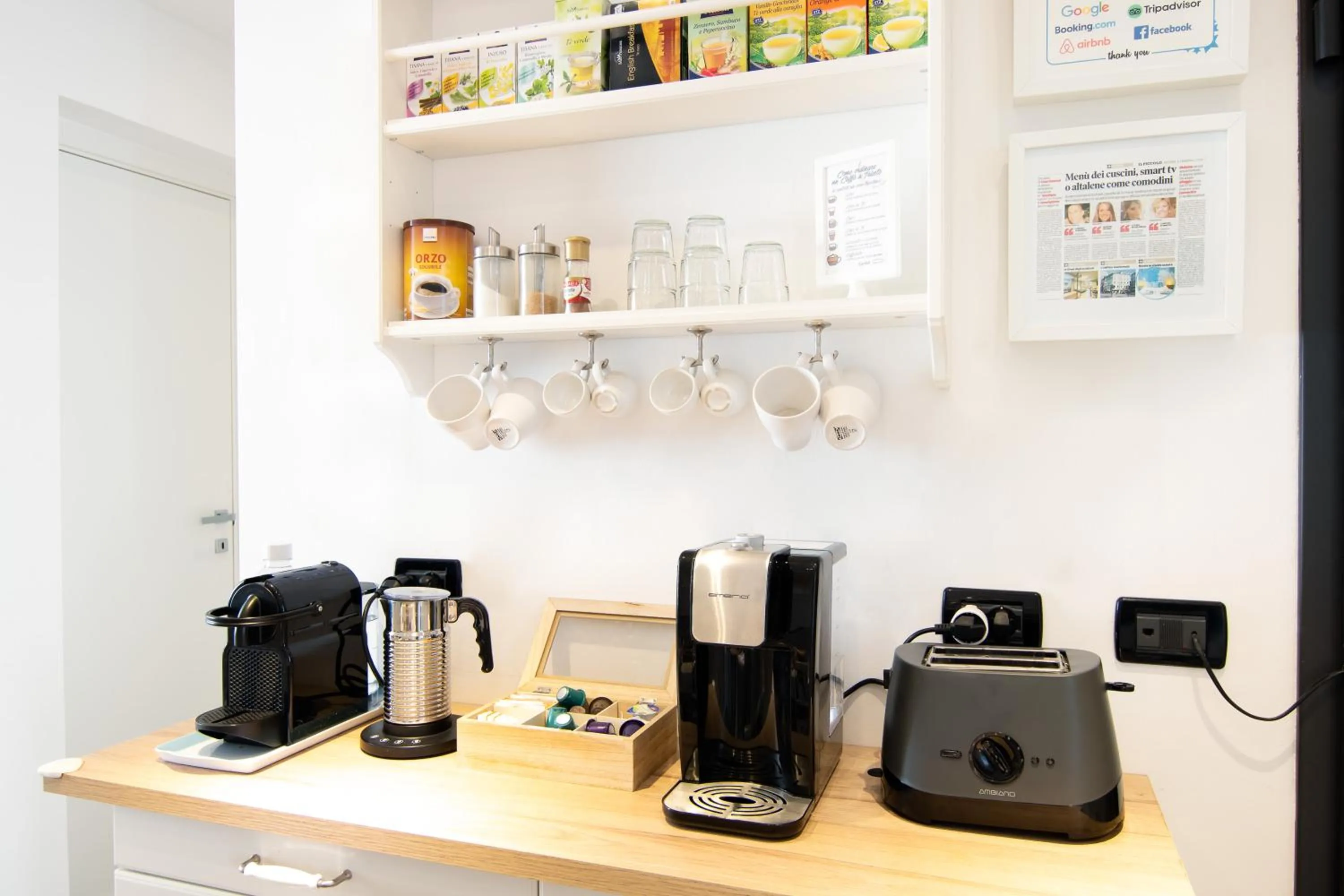 Coffee/tea facilities in Francis Superior Rooms