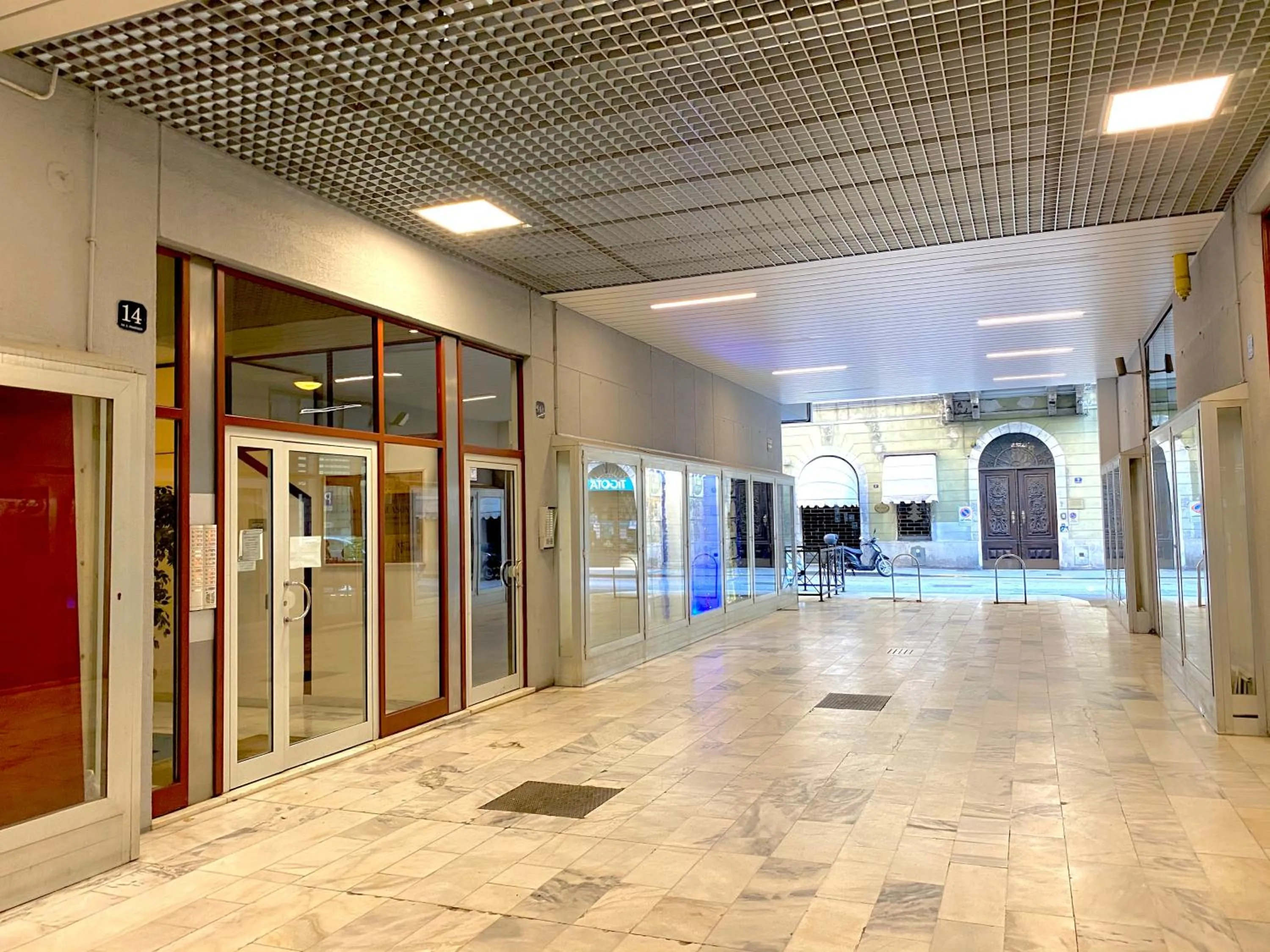 Facade/entrance in Francis Superior Rooms