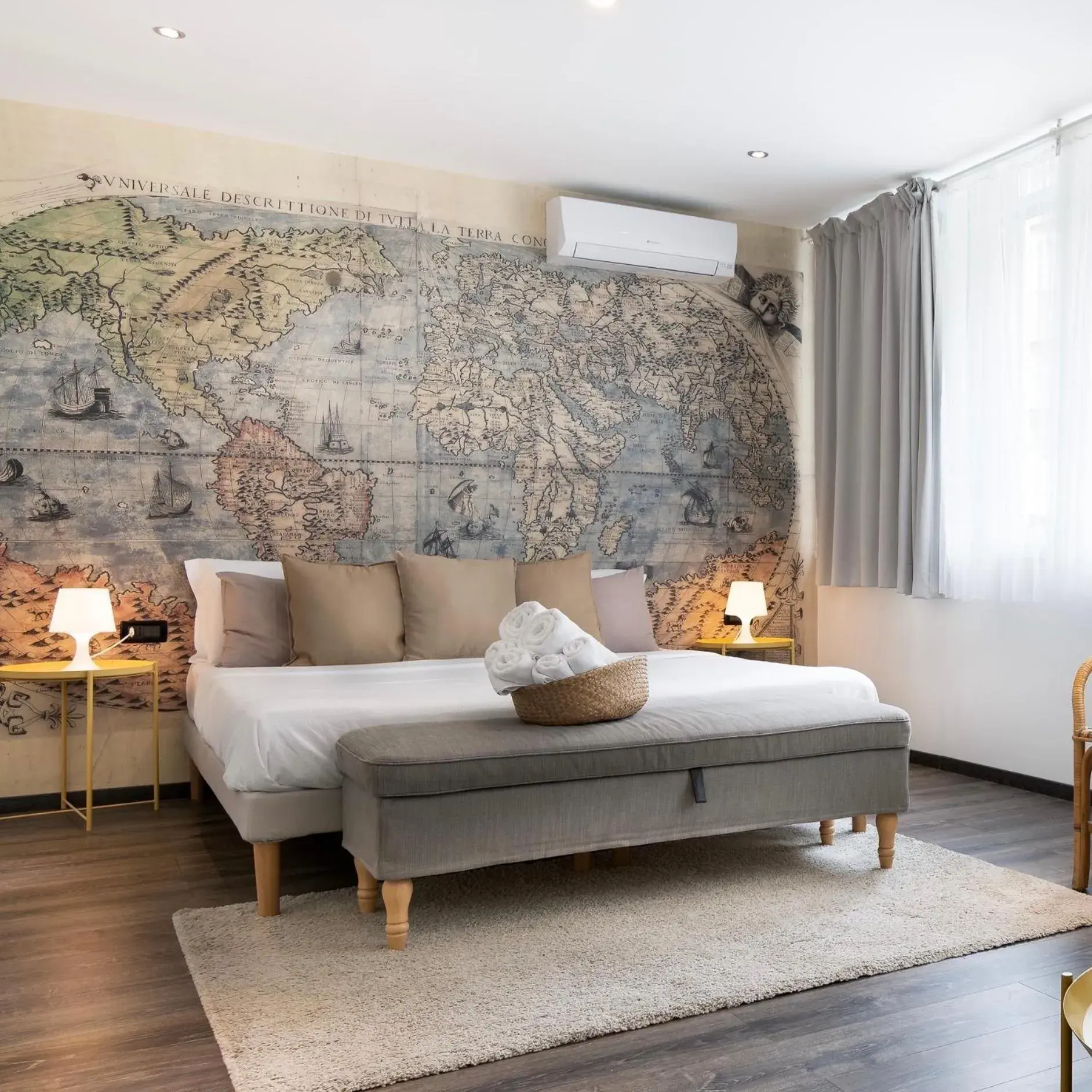 Francis Superior Rooms Francis Superior Rooms