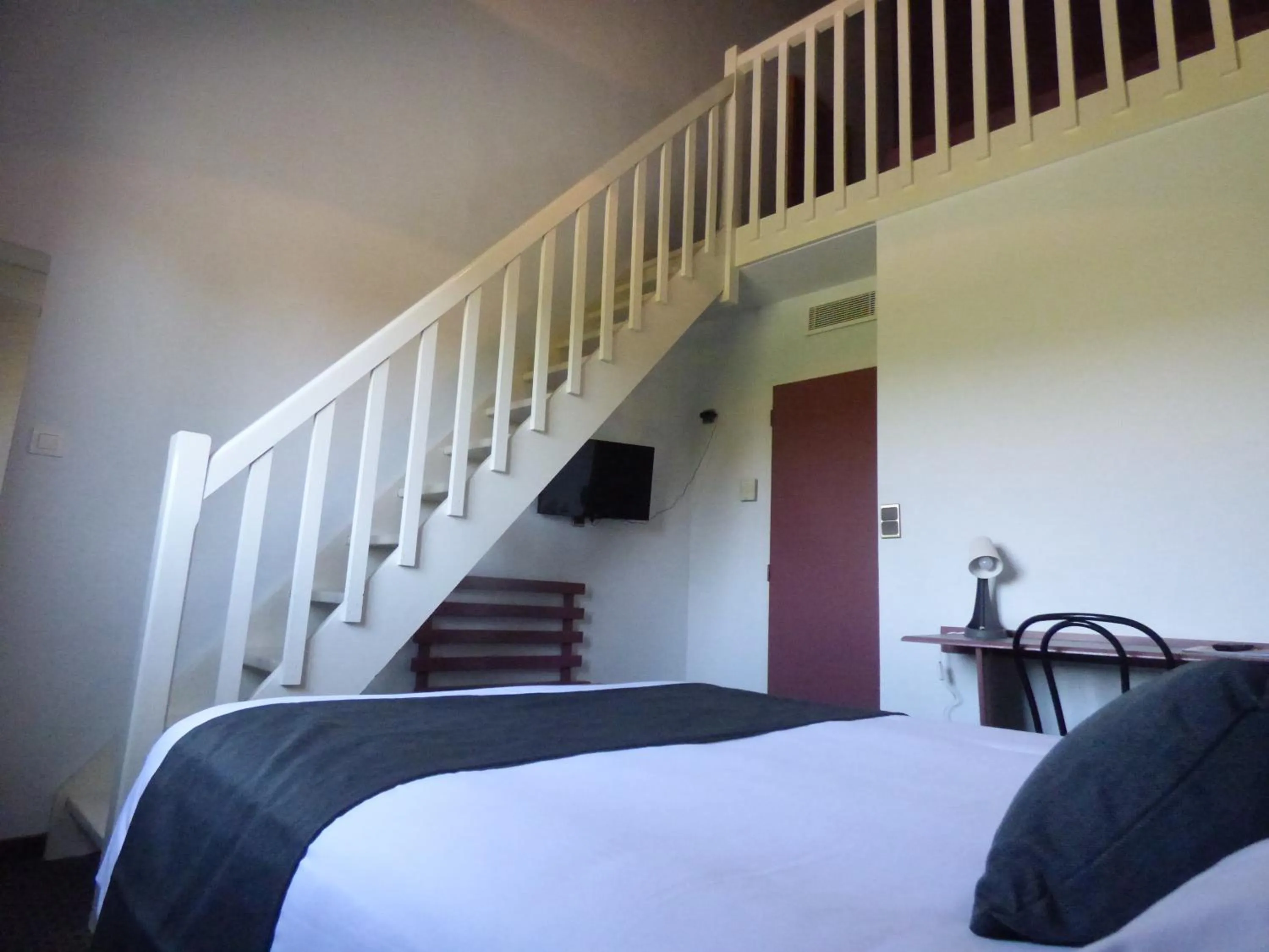 Bed in inspiration by balladins Villefranche-de-Rouergue