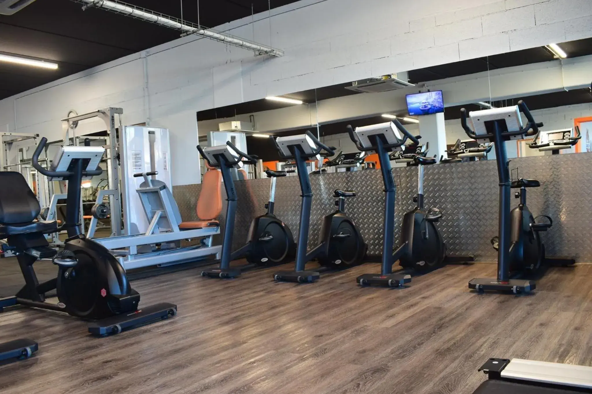 Fitness centre/facilities in inspiration by balladins Villefranche-de-Rouergue Fitness centre/facilities in inspiration by balladins Villefranche-de-Rouergue