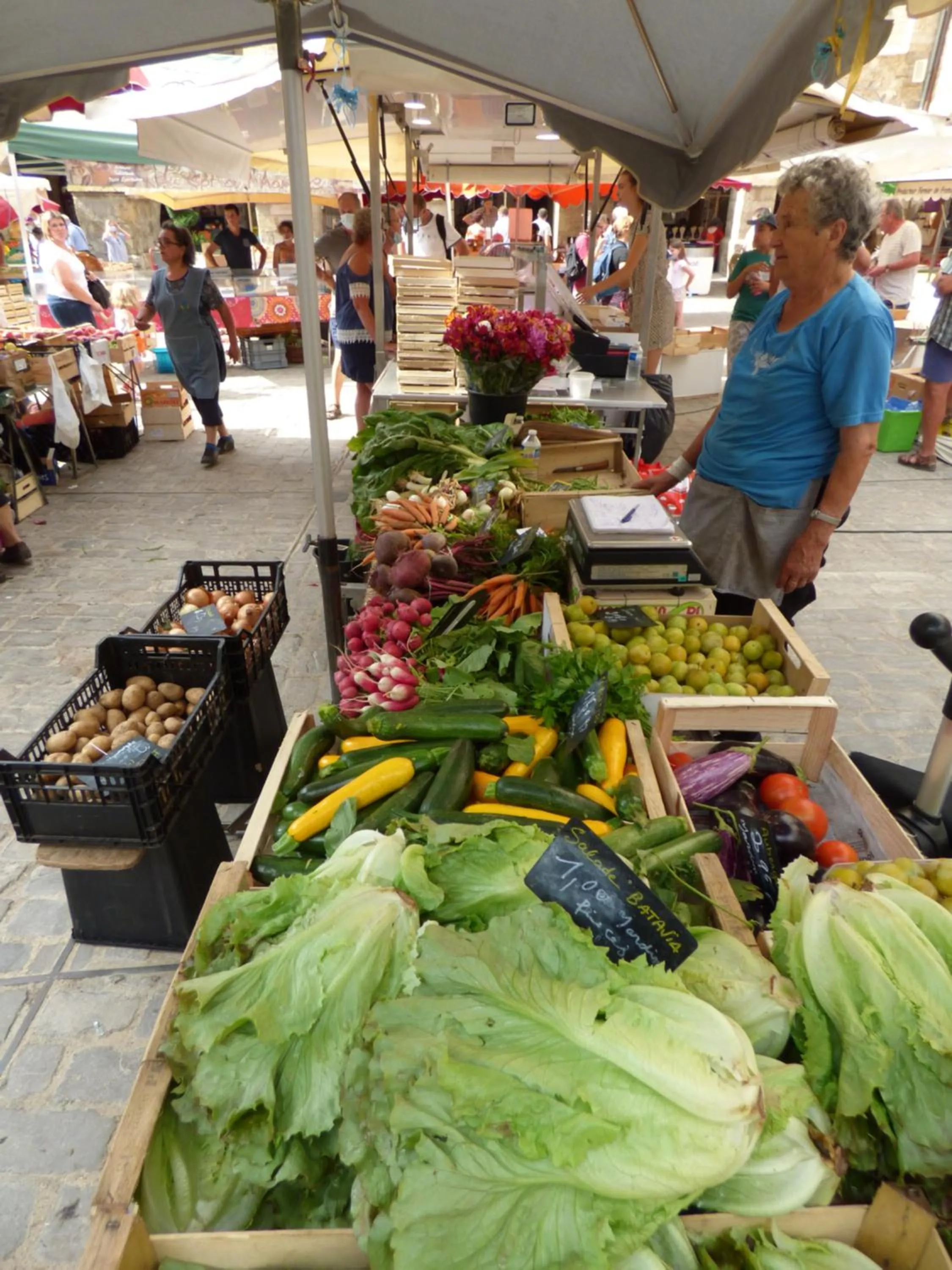 Nearby landmark in inspiration by balladins Villefranche-de-Rouergue