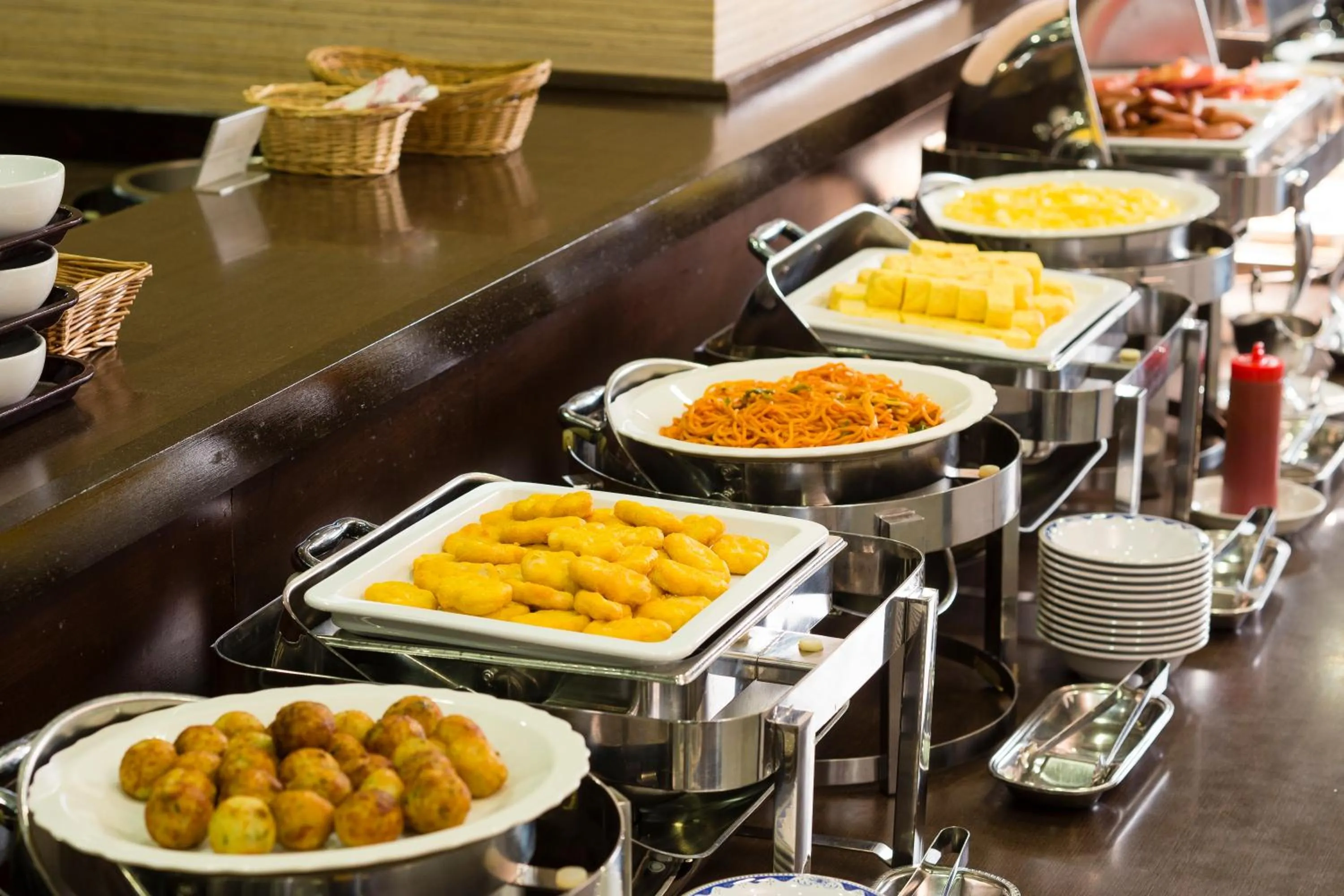 Buffet breakfast in Ark Hotel Osaka Shinsaibashi -ROUTE INN HOTELS-