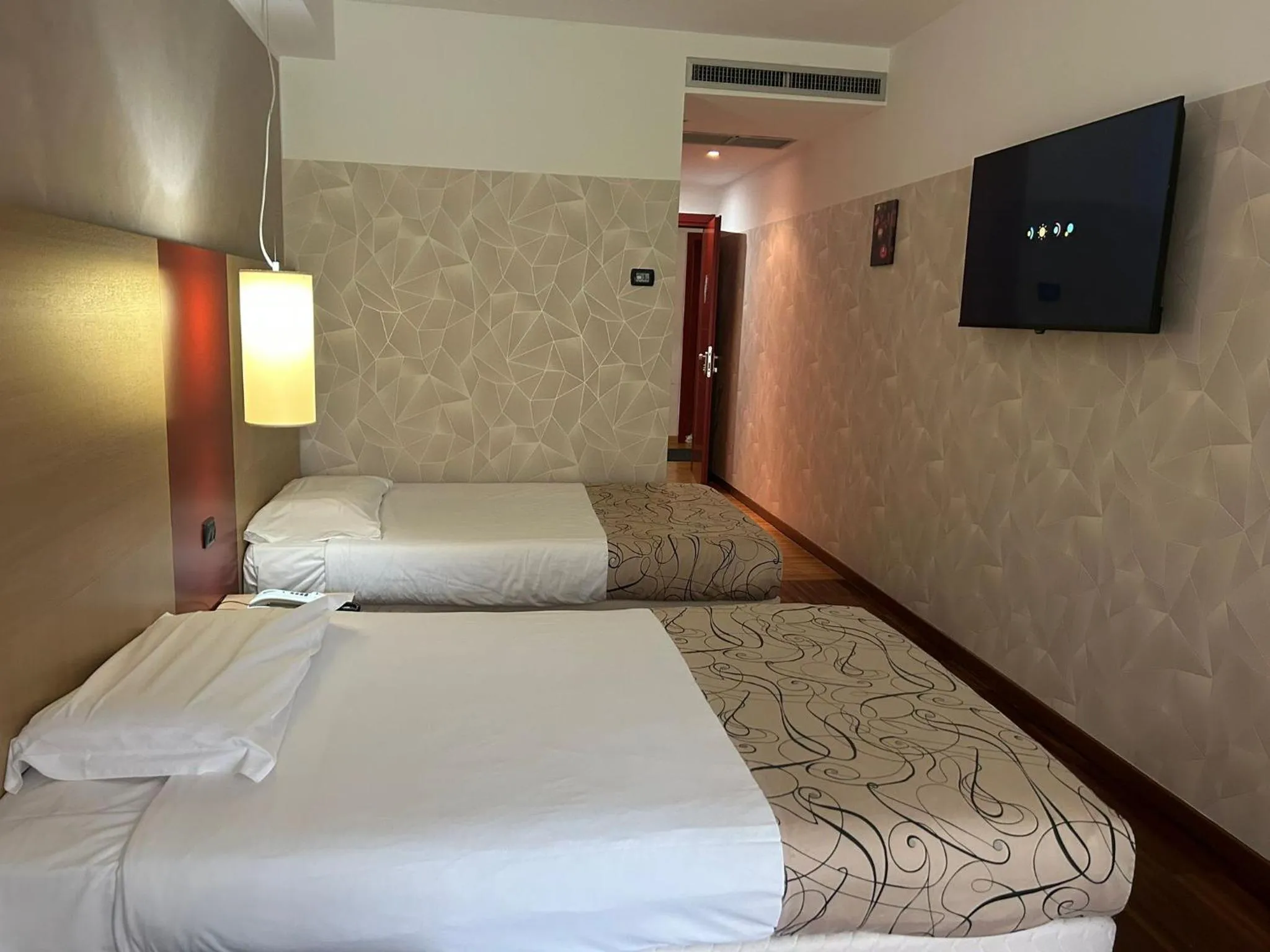 Photo of the whole room, Bed in Cascina Scova Resort